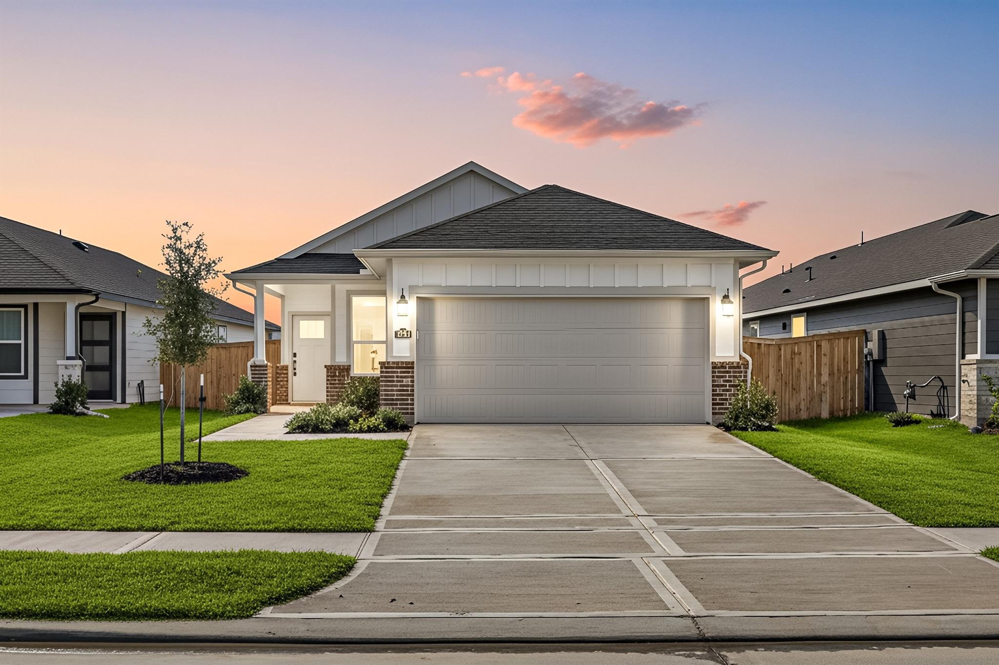 2543 Cactus Ranch Lane, Crosby