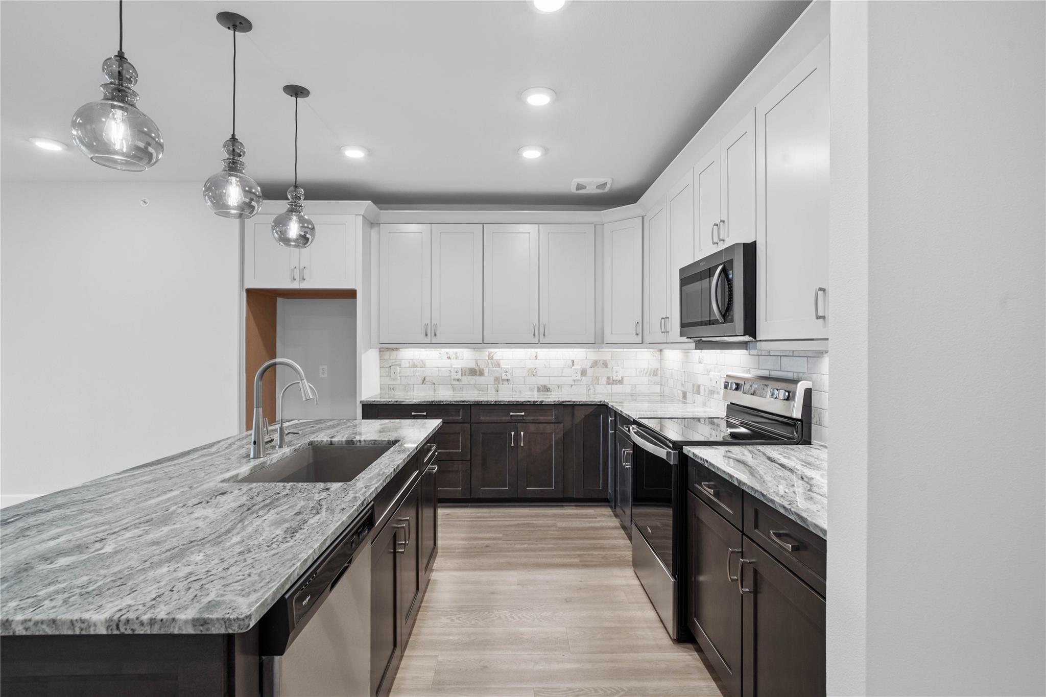 6804 Westview Drive # 3205