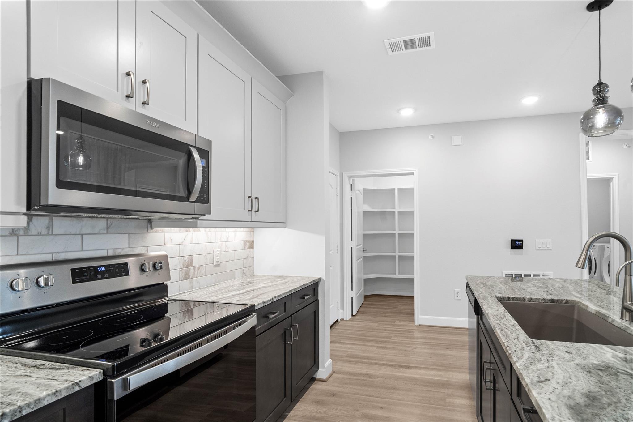 6804 Westview Drive # 3205