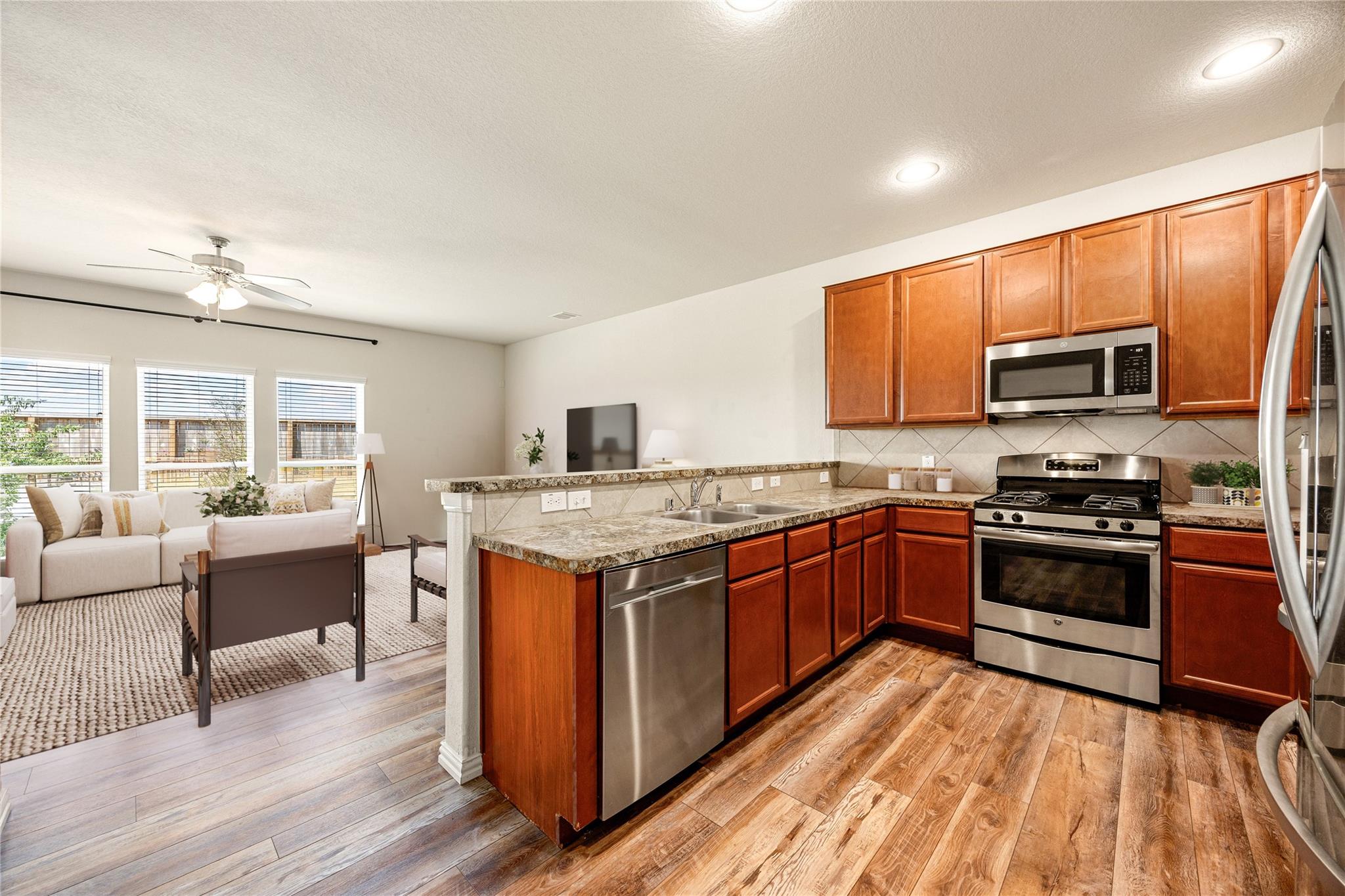 4202 Brightridge