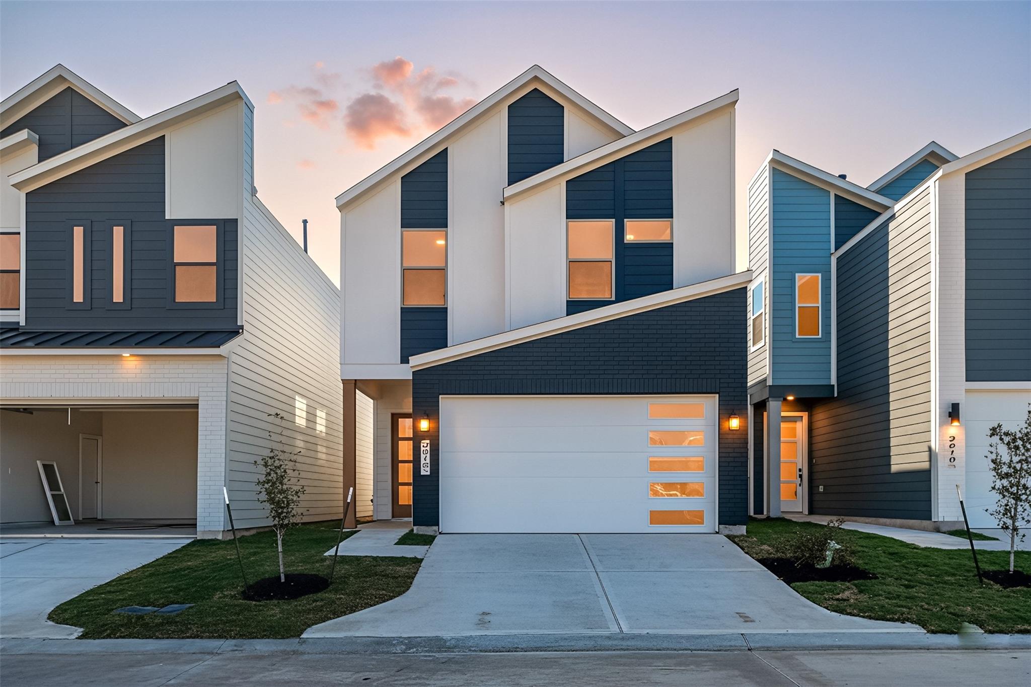 3012 La Rambla Drive