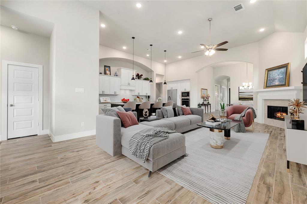 2714 Coastal Trail