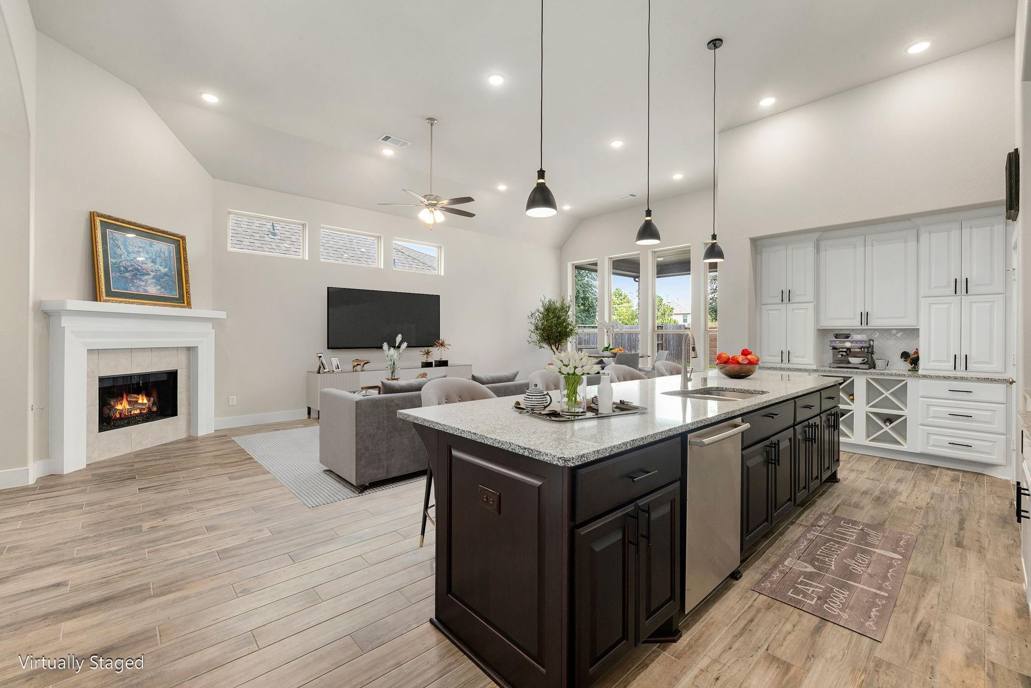 2714 Coastal Trail