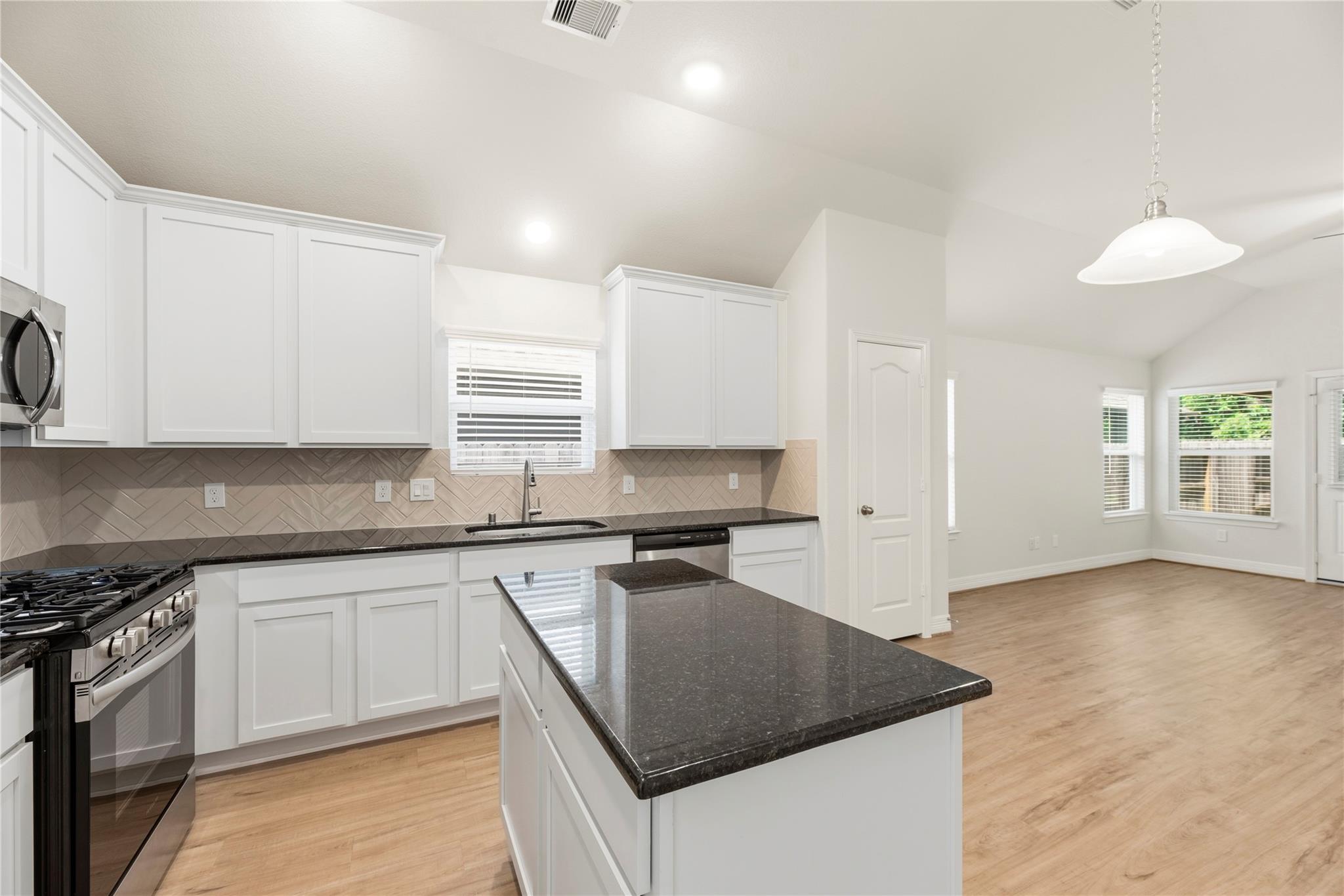 8415 Red Shiner Way