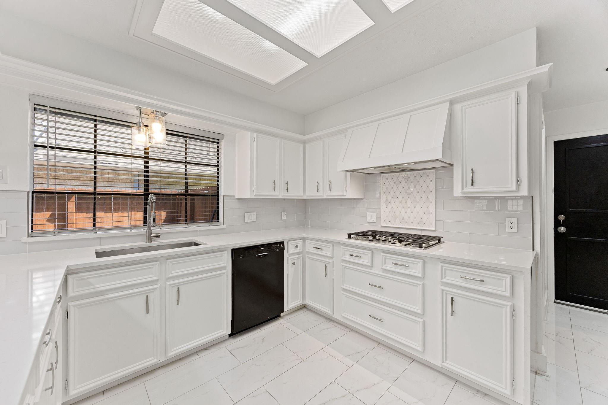 4015 Valley Haven Drive