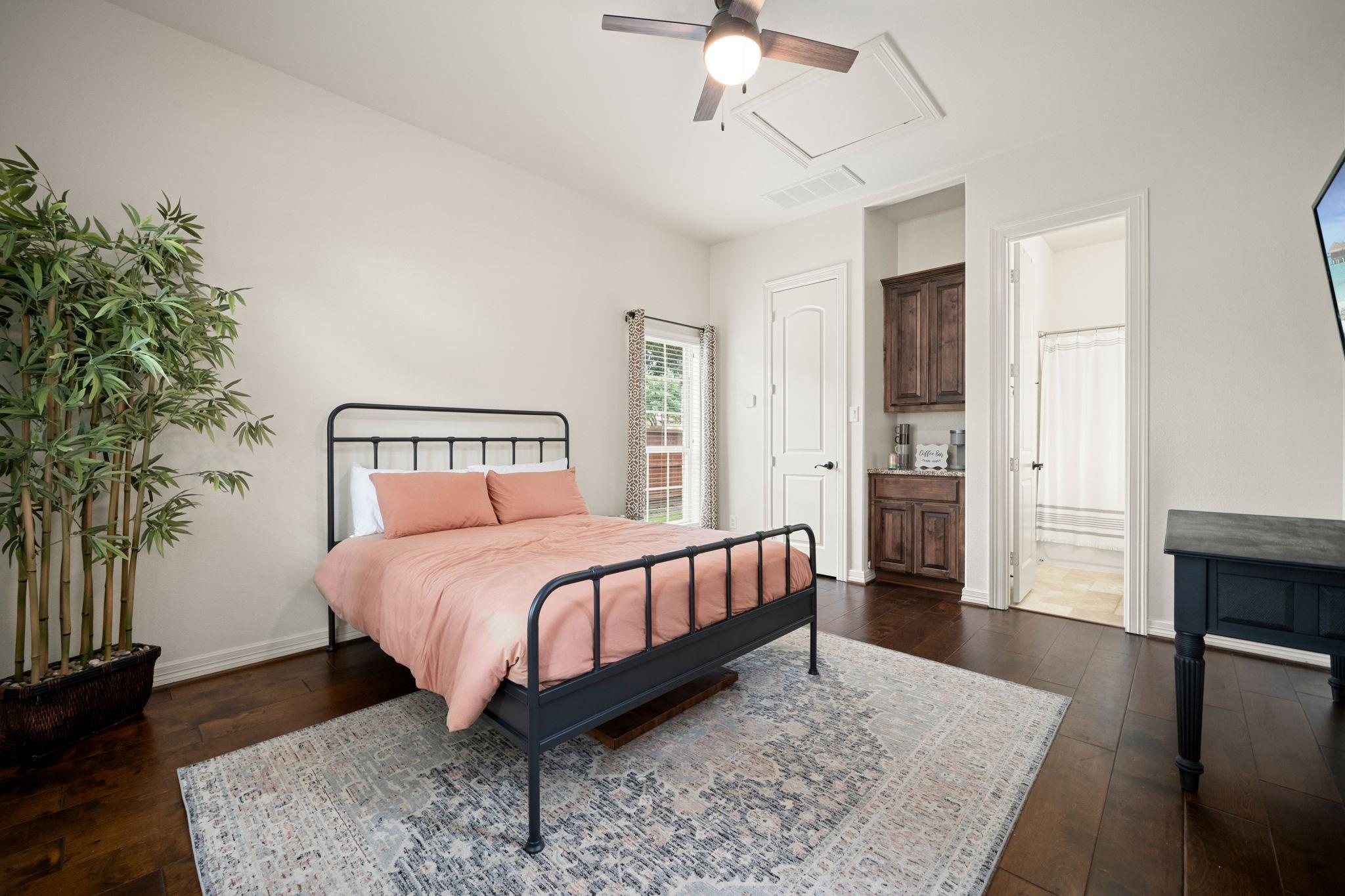 24826 Tall Juniper