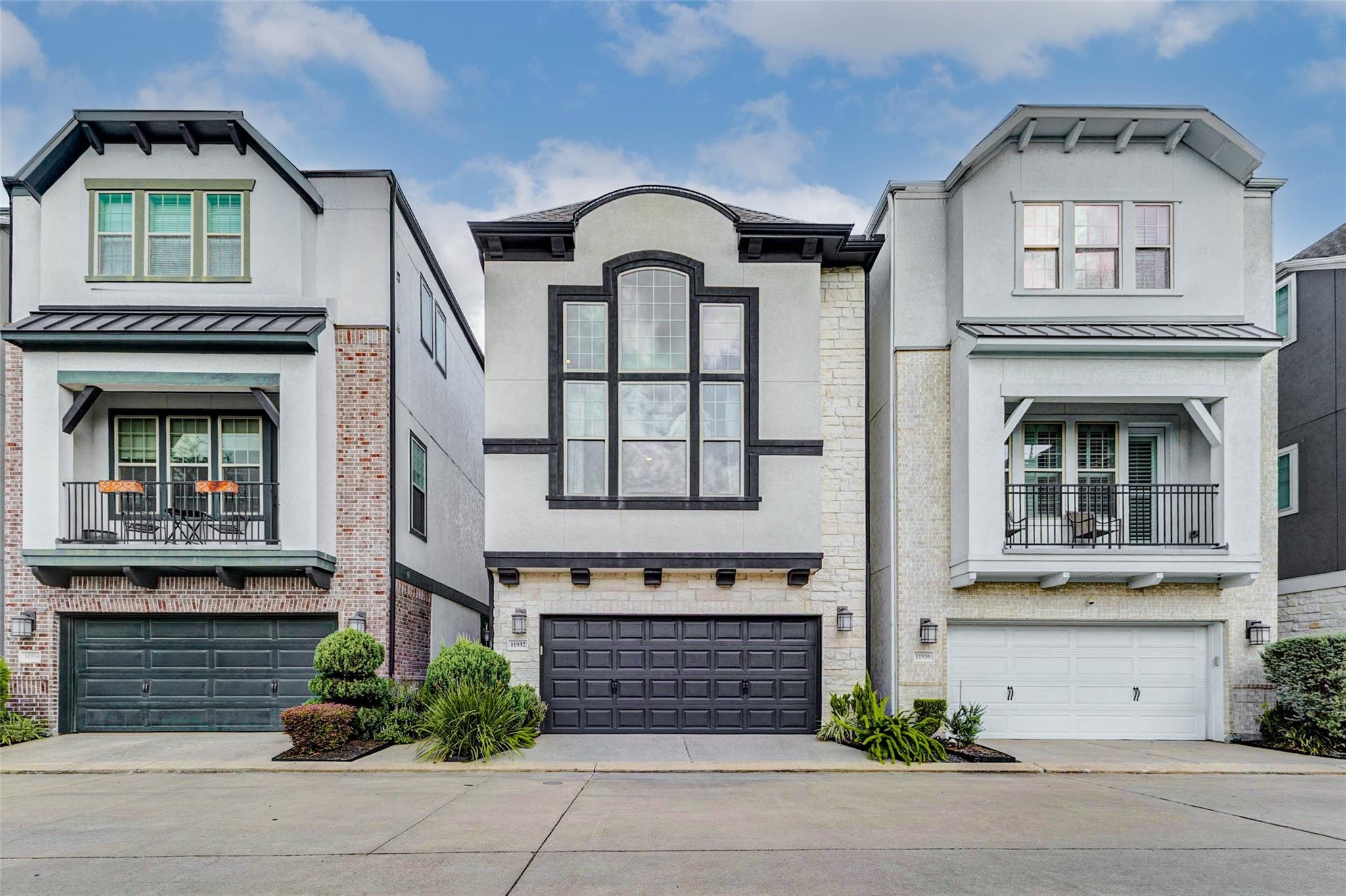 11932 Stirling Row Lane