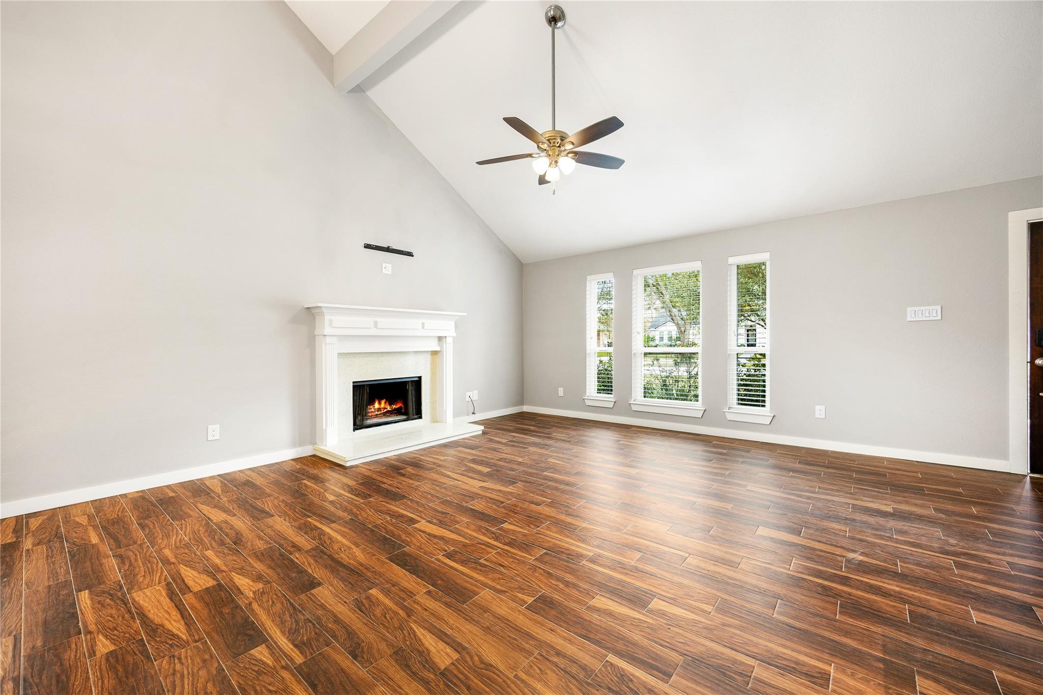 5122 Prairie Creek Drive