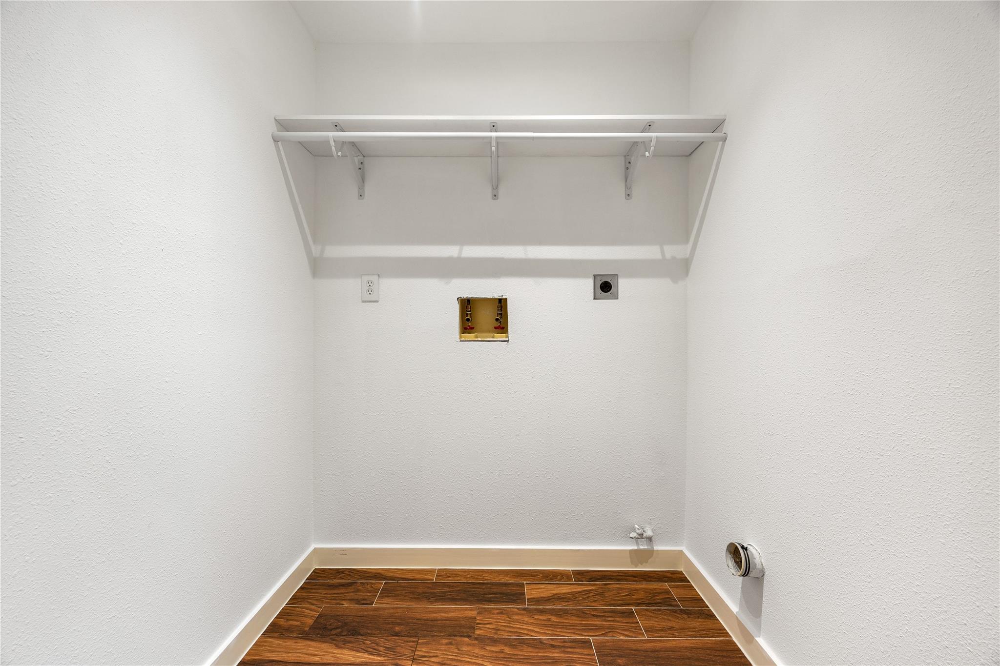 5122 Prairie Creek Drive