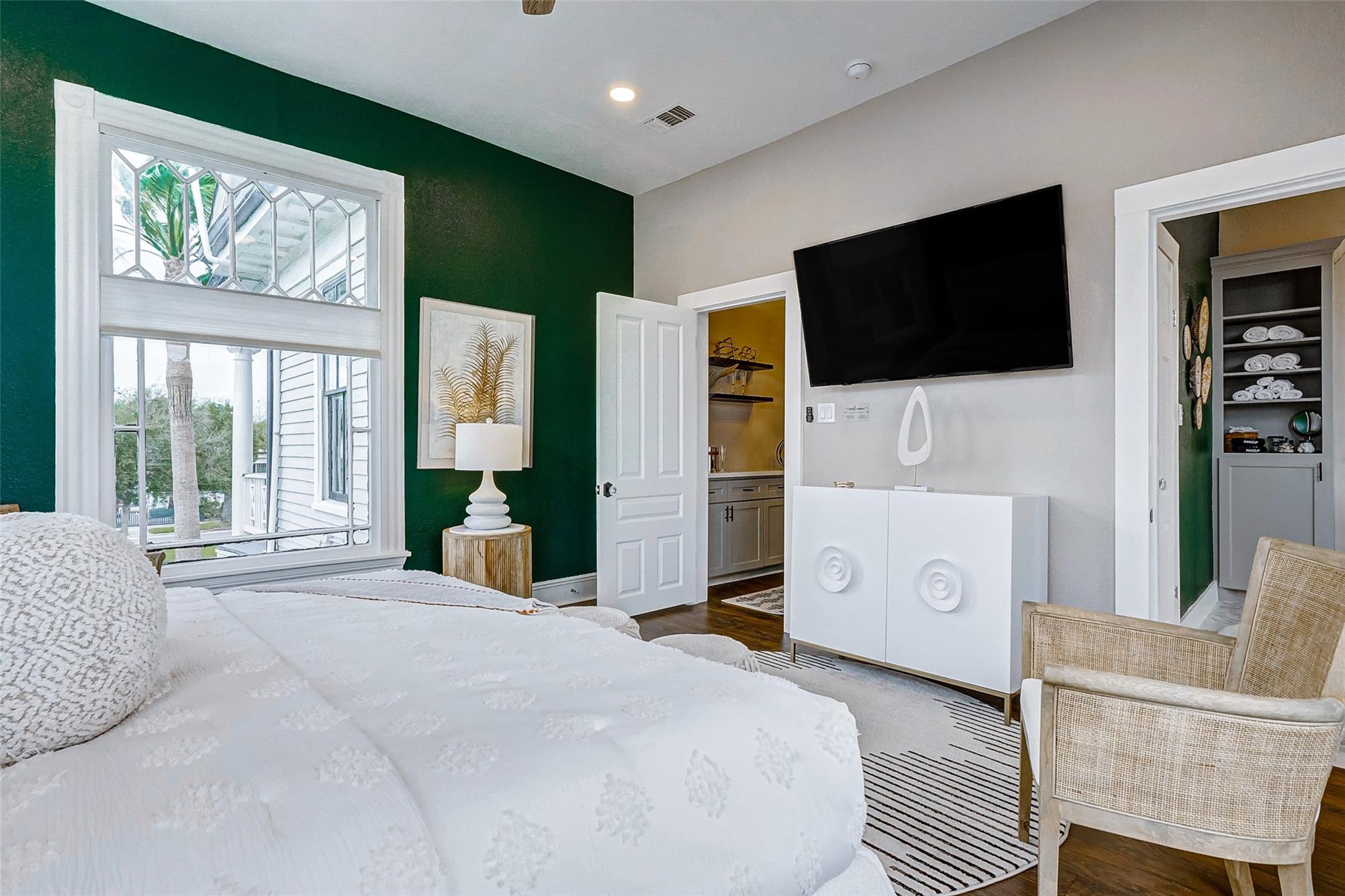 1210 Broadway Street # B