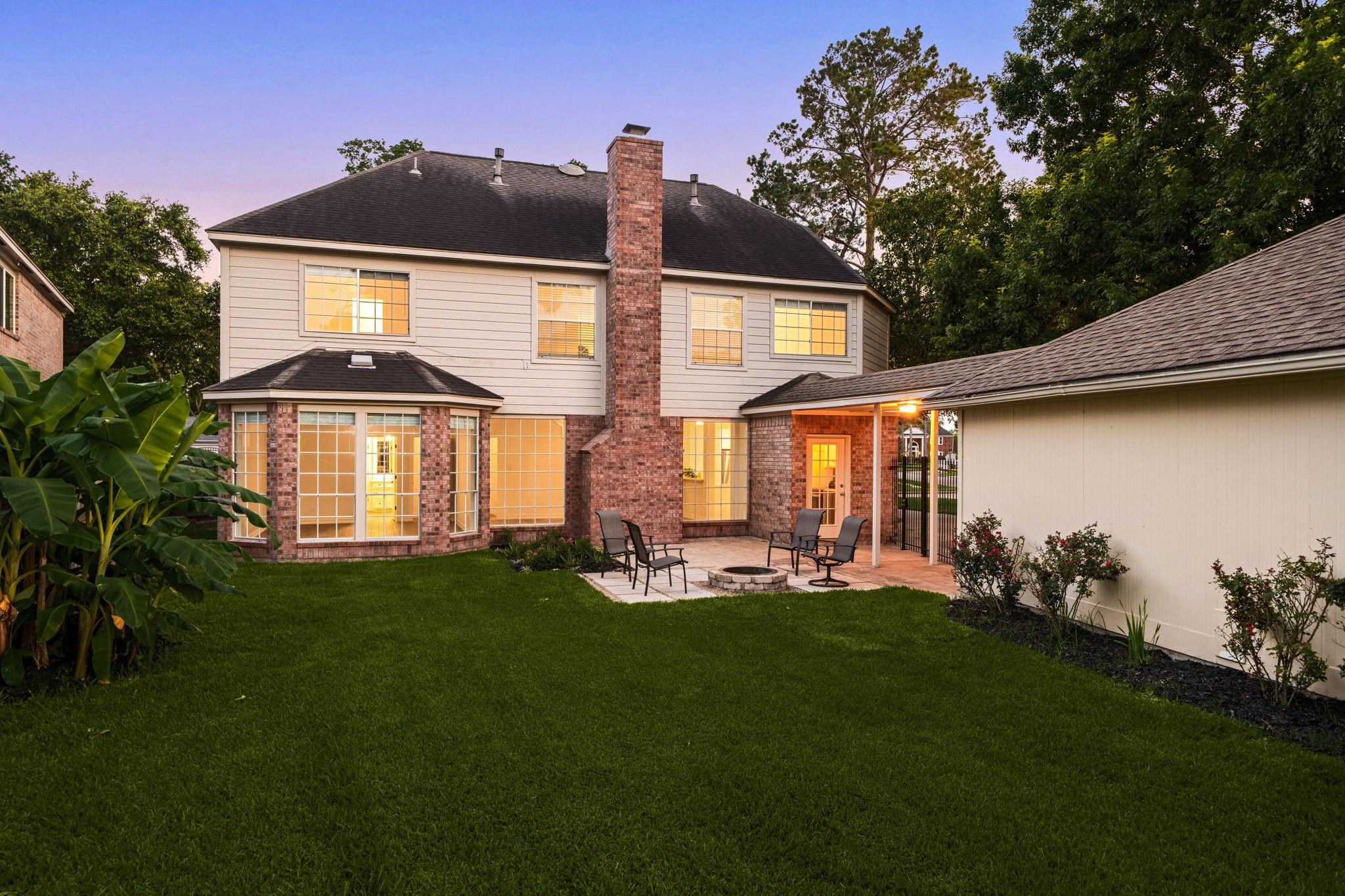 24726 Lakebriar Drive