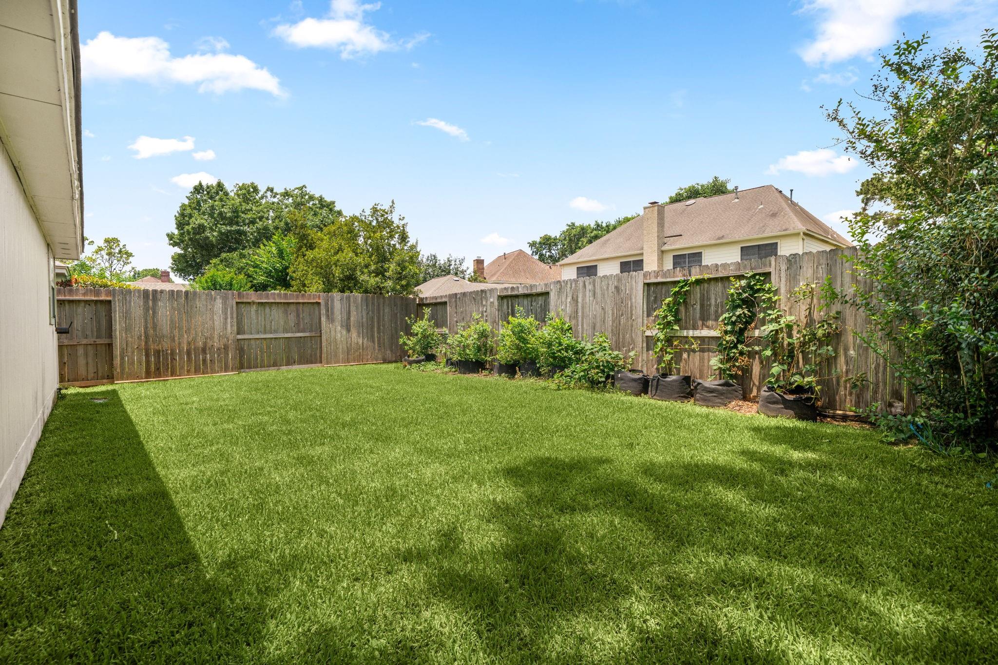 24726 Lakebriar Drive