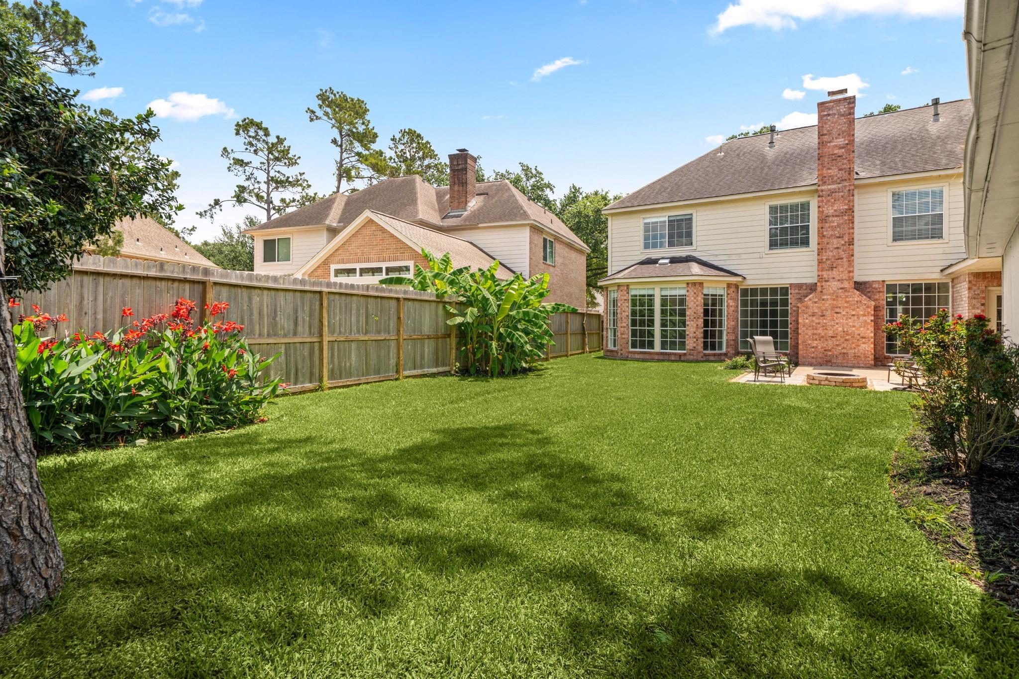 24726 Lakebriar Drive