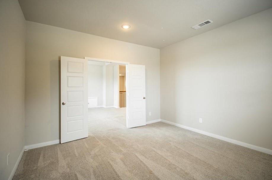 21449 Kings Guild Lane