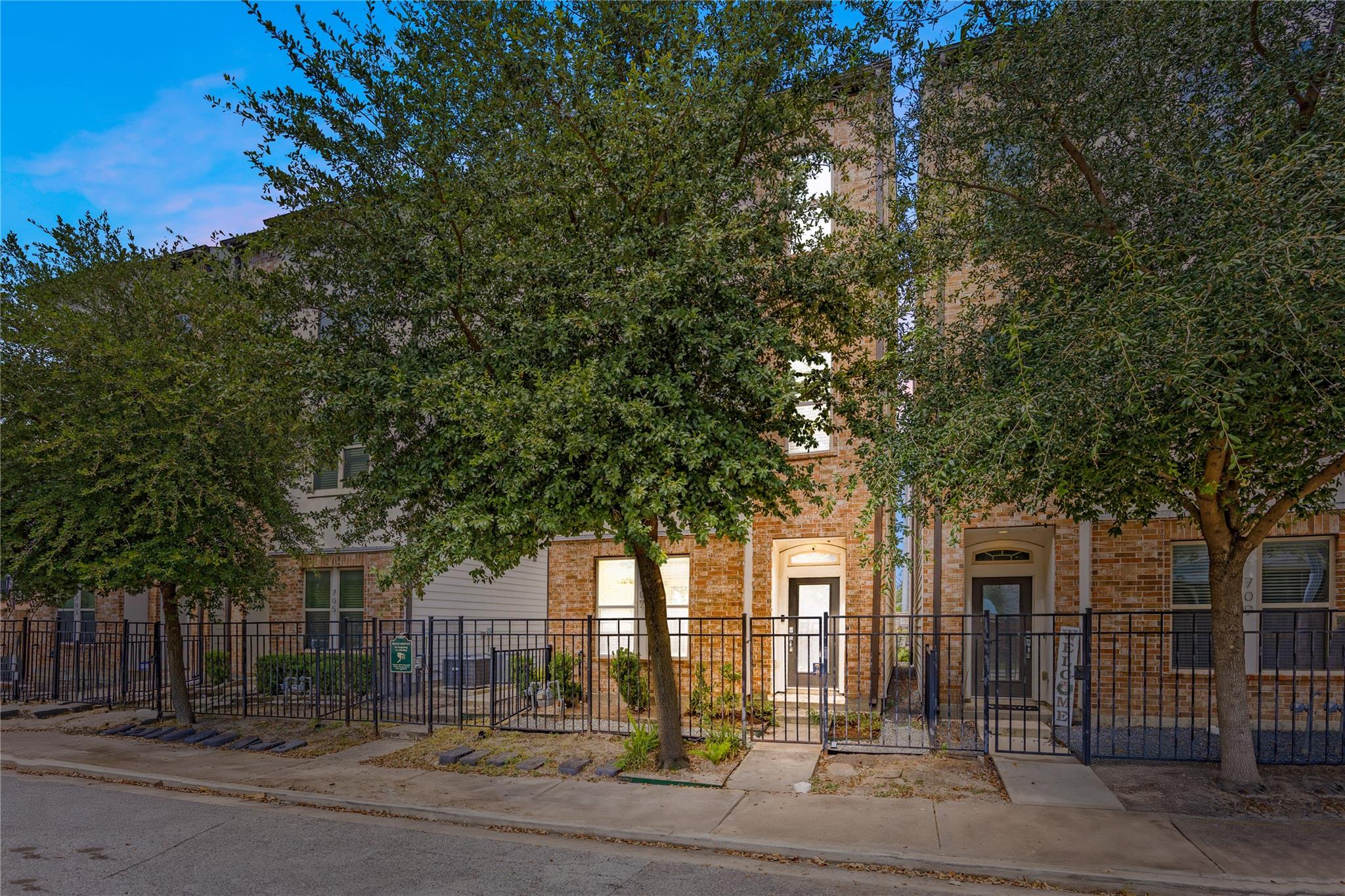 707 Schwartz Street