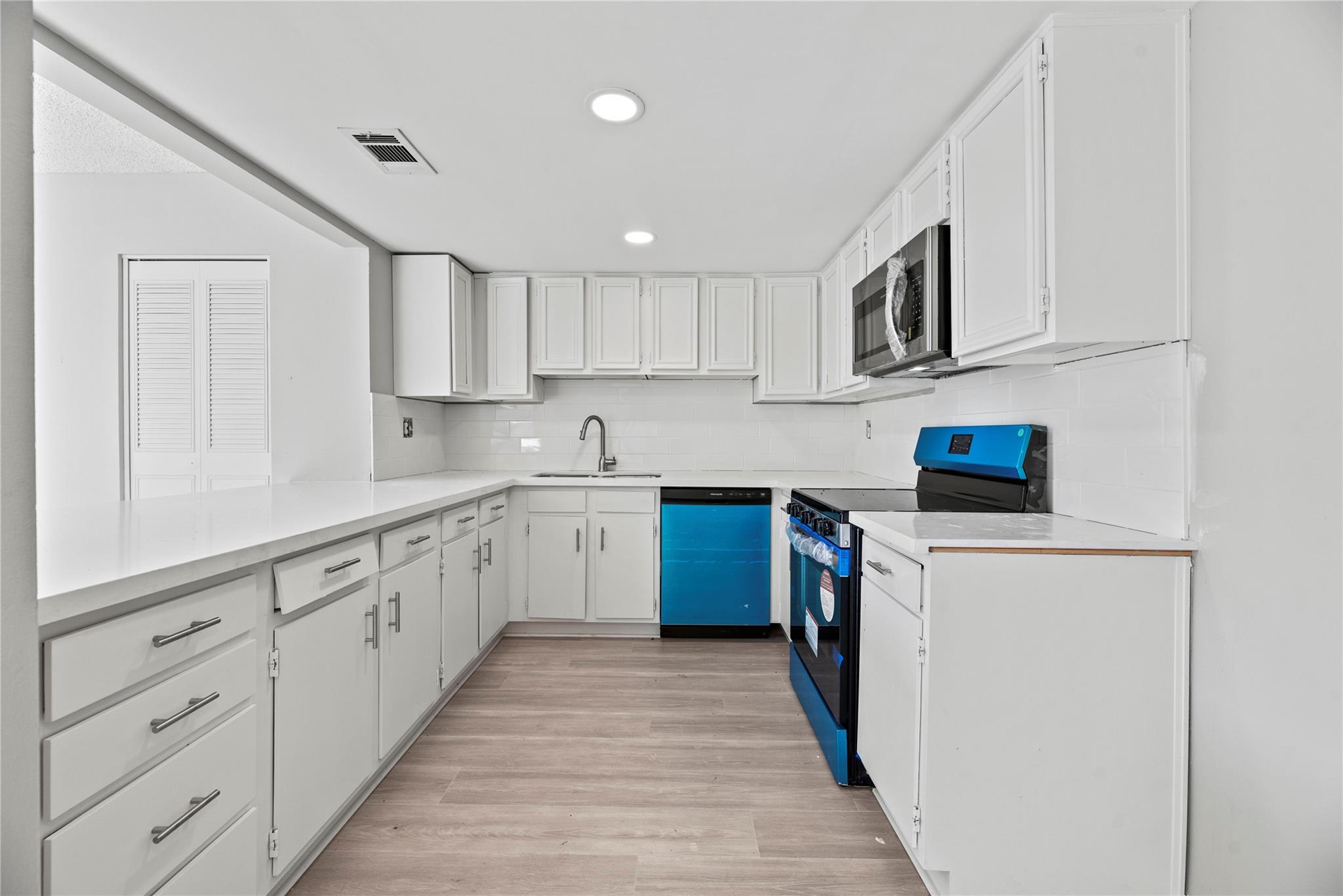 2212 Shadowdale Drive # 358