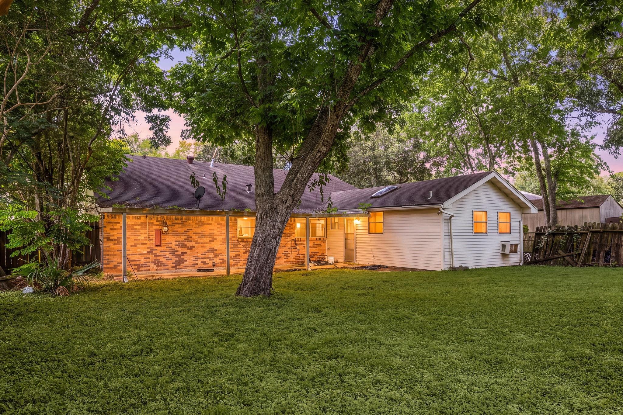 13923 Amble Lane