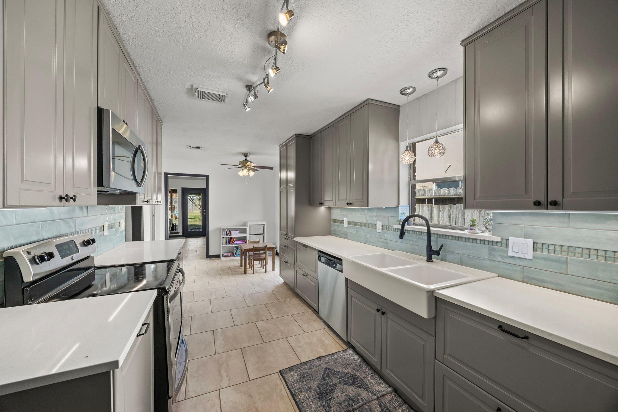 810 Hidden Canyon Road