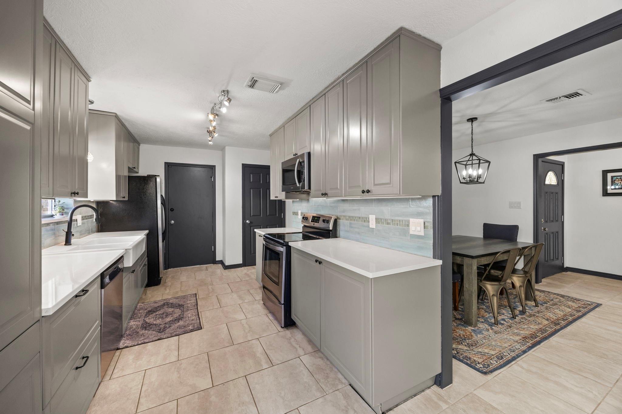 810 Hidden Canyon Road