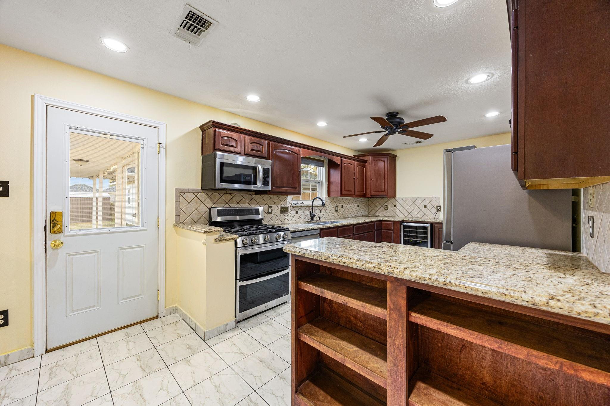 18311 Oak Hampton Drive