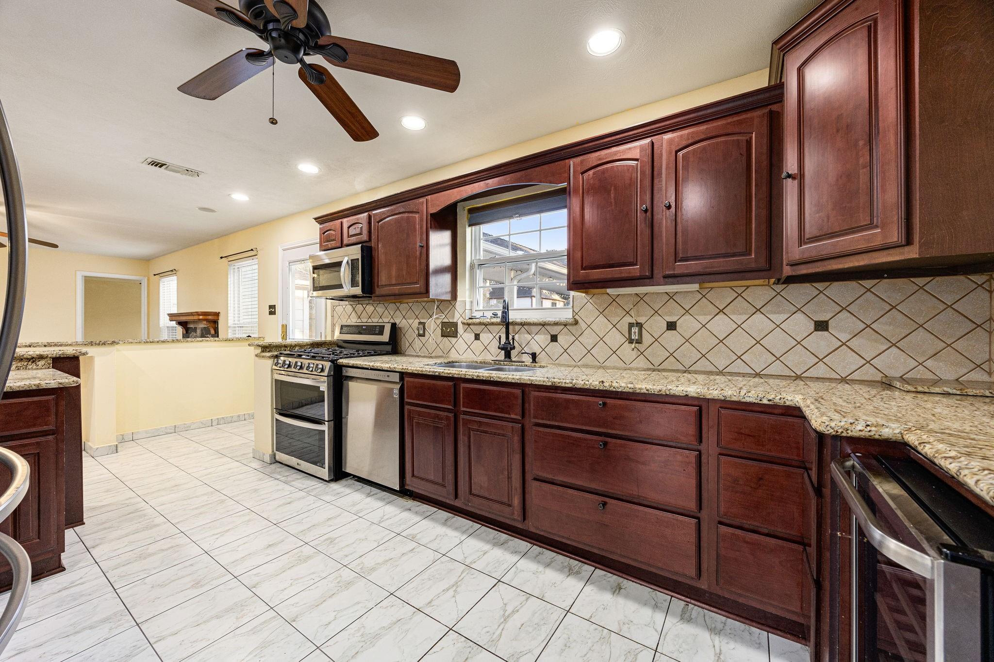 18311 Oak Hampton Drive