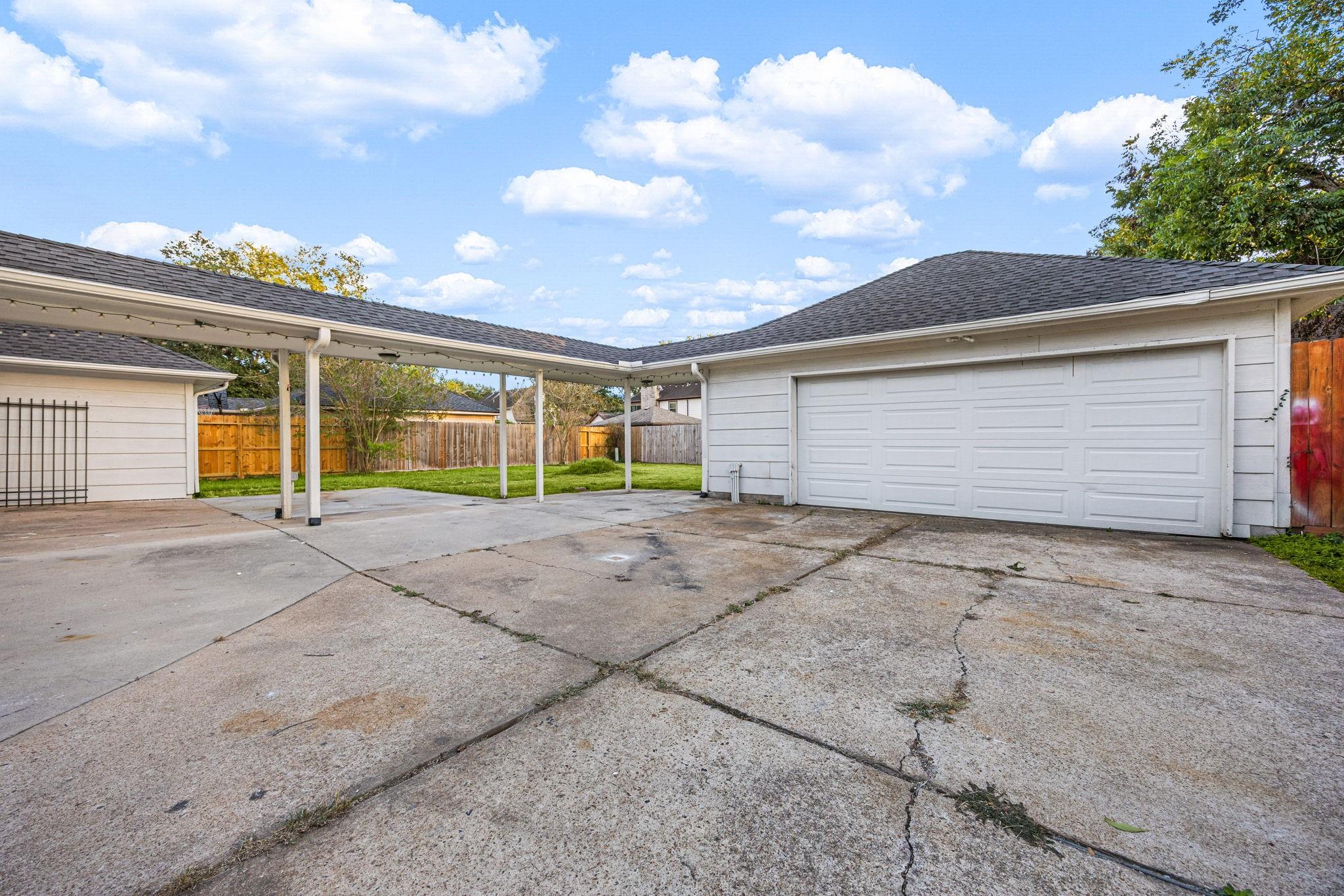 18311 Oak Hampton Drive