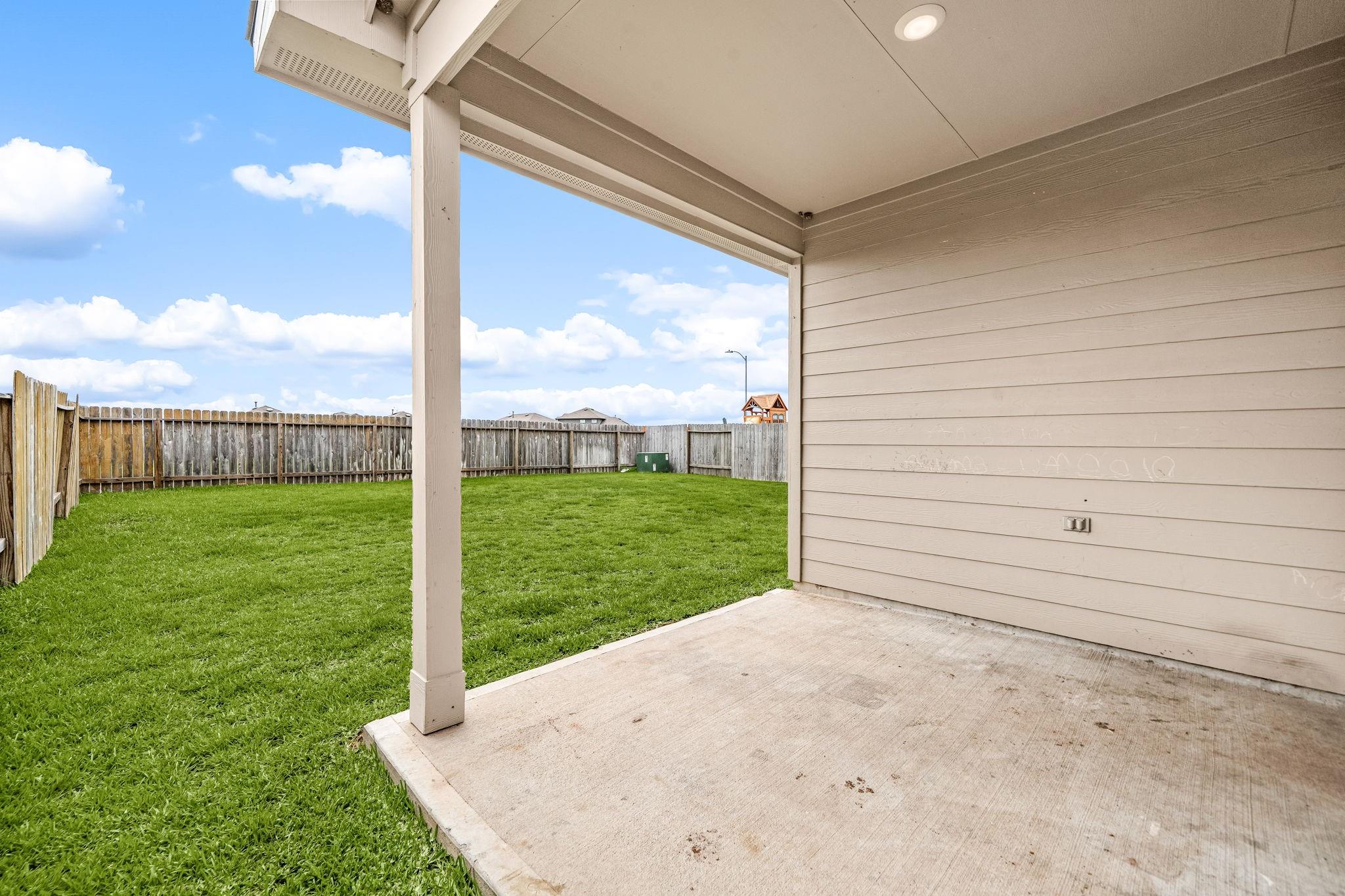 5122 Moonlit Garden Lane