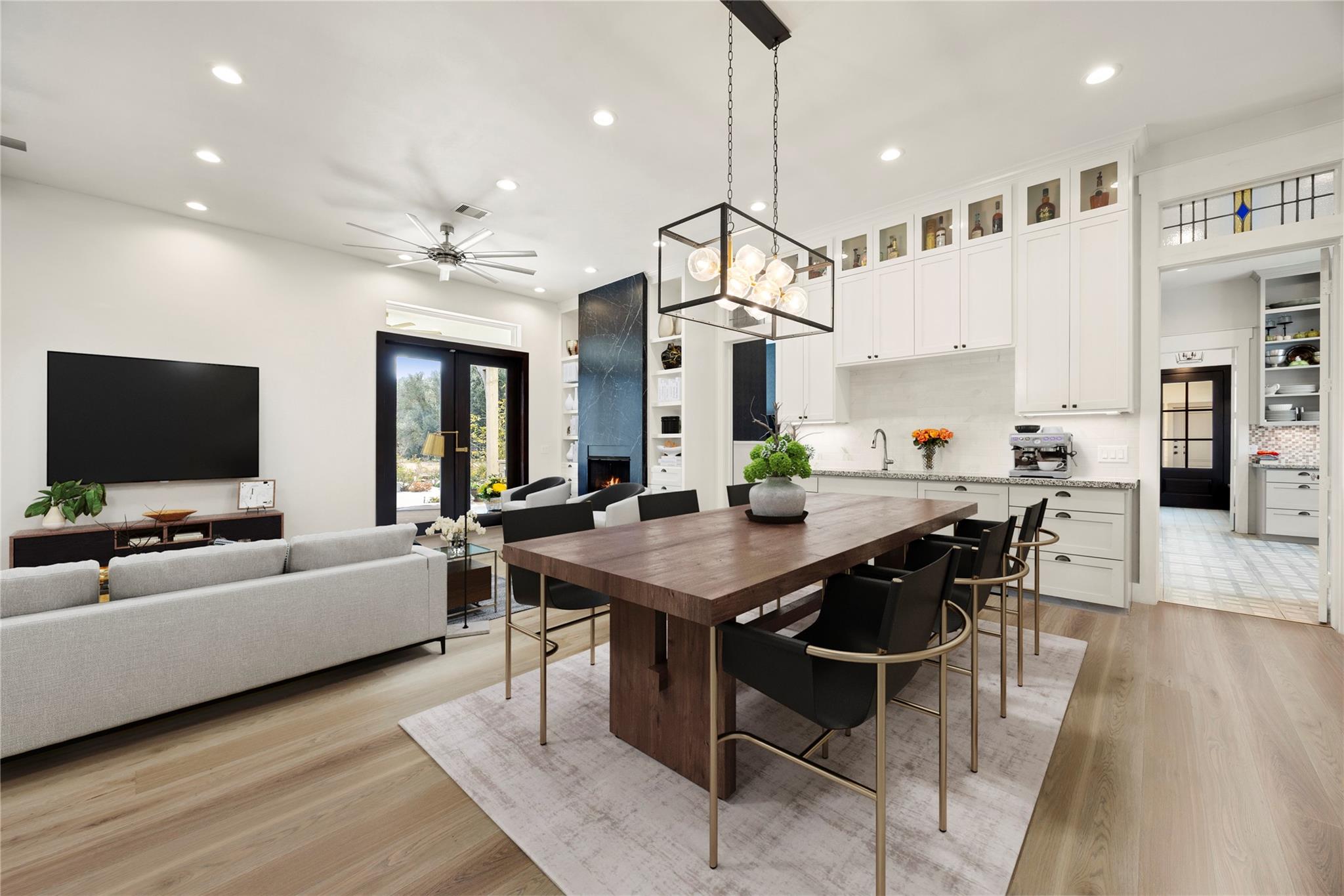 4700 Silverbelle Court