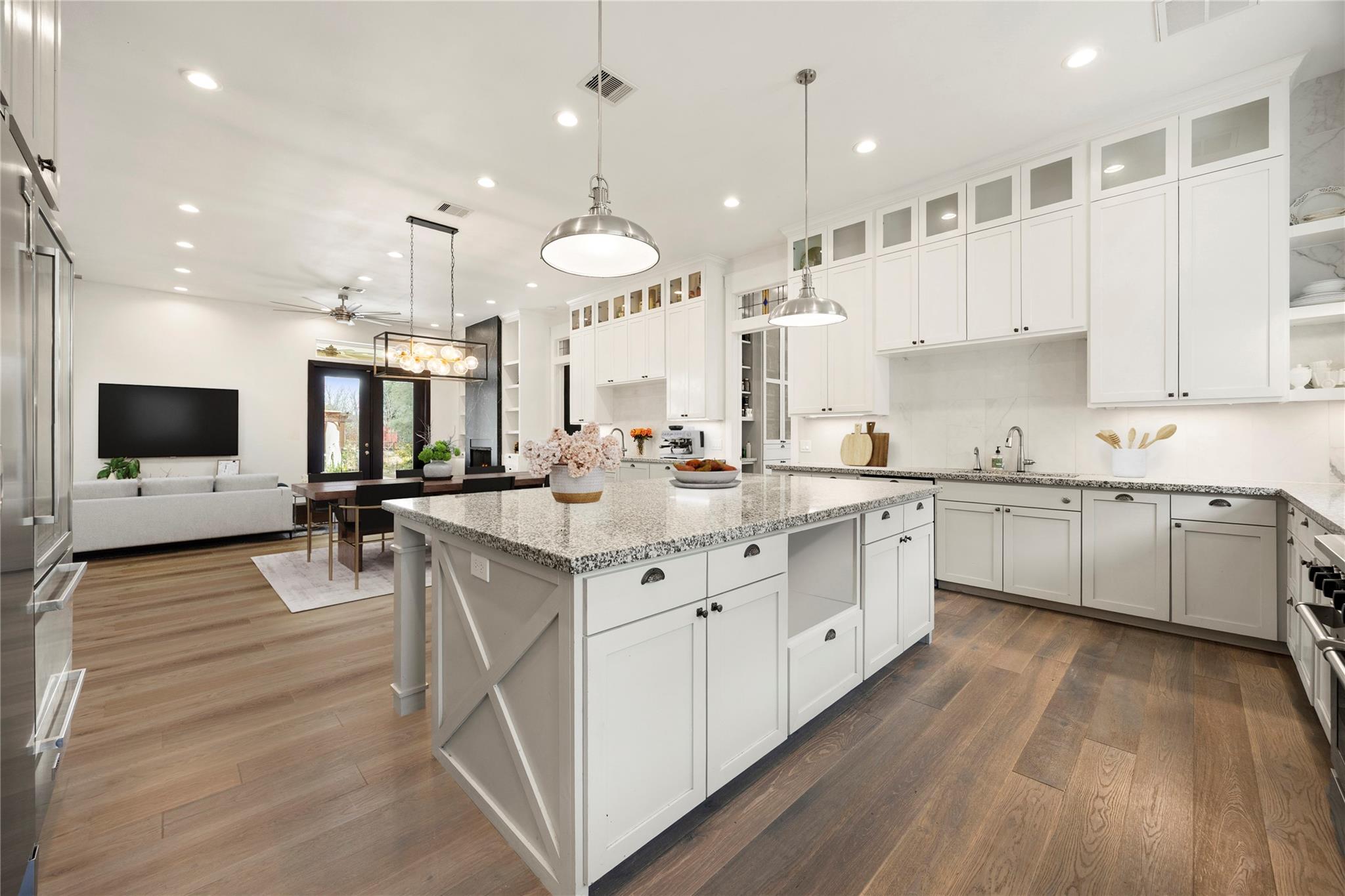 4700 Silverbelle Court