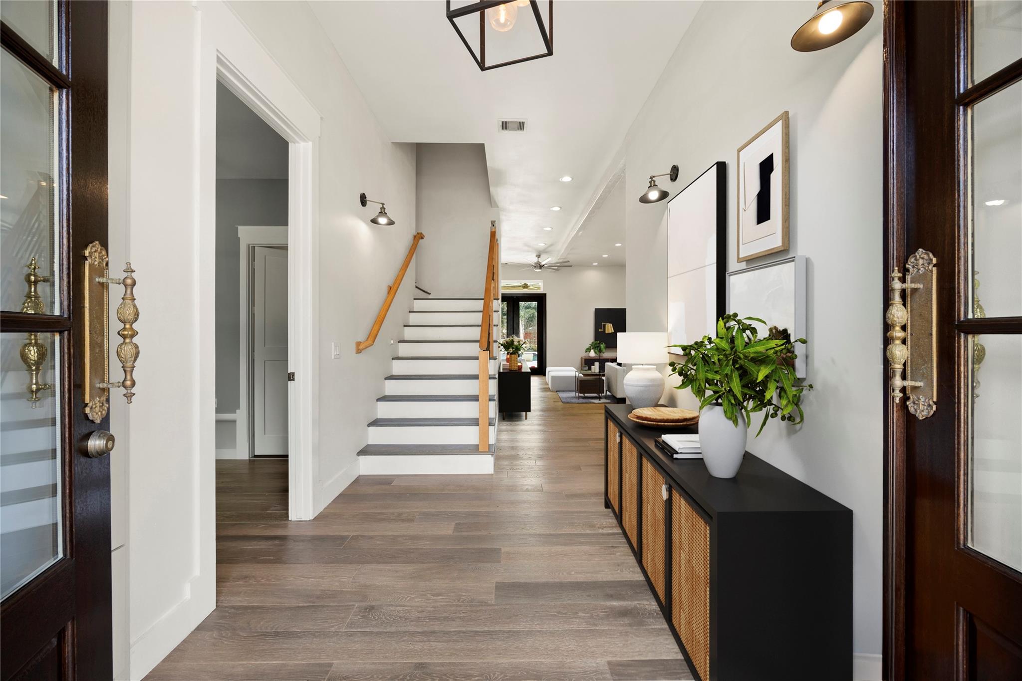 4700 Silverbelle Court