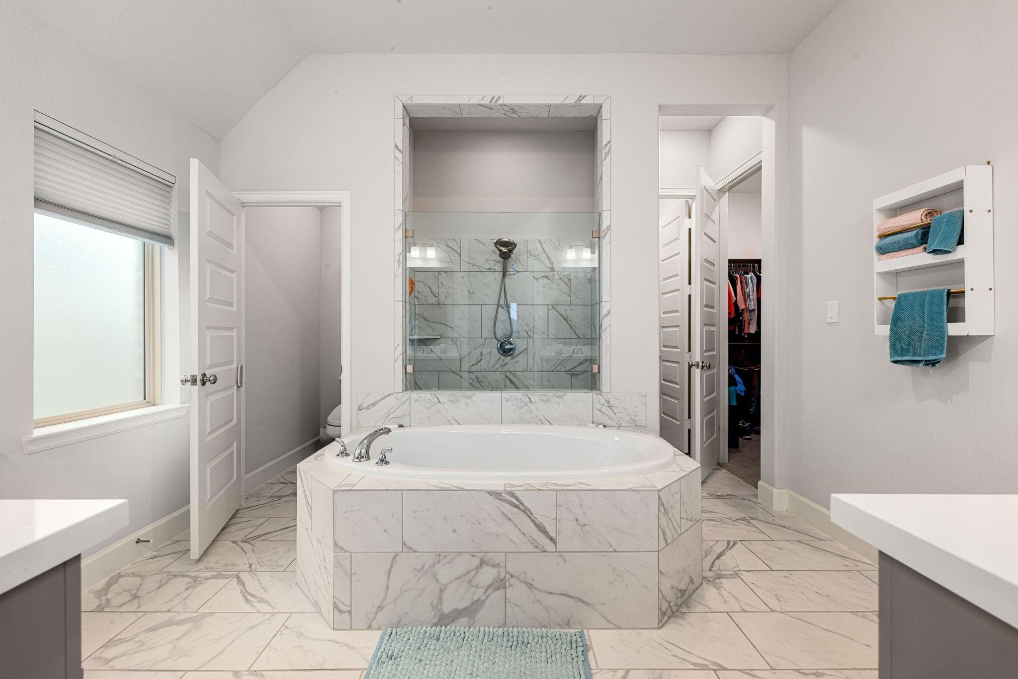 4107 Maple Glen Drive