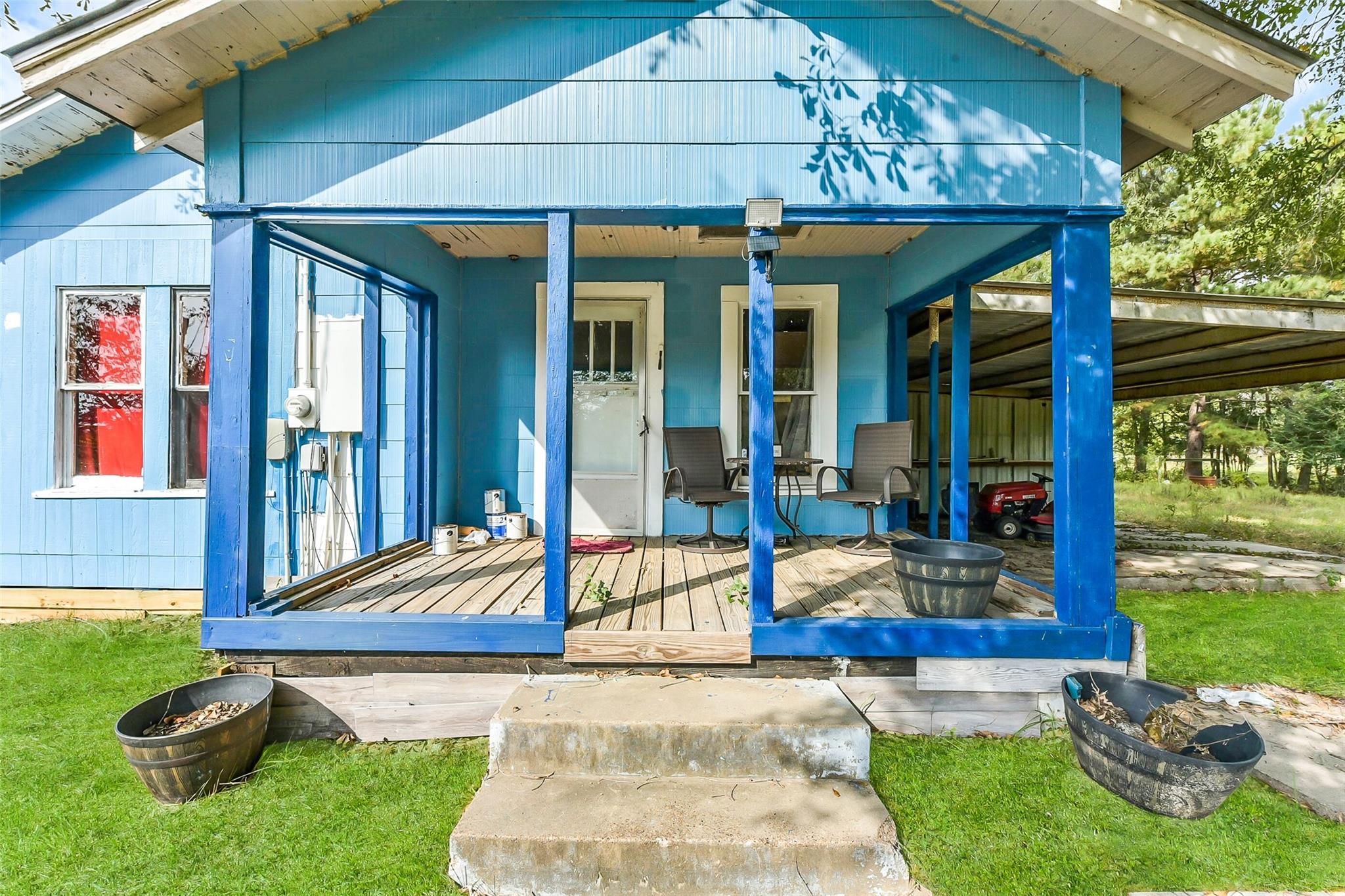 761 Longhorn Drive E