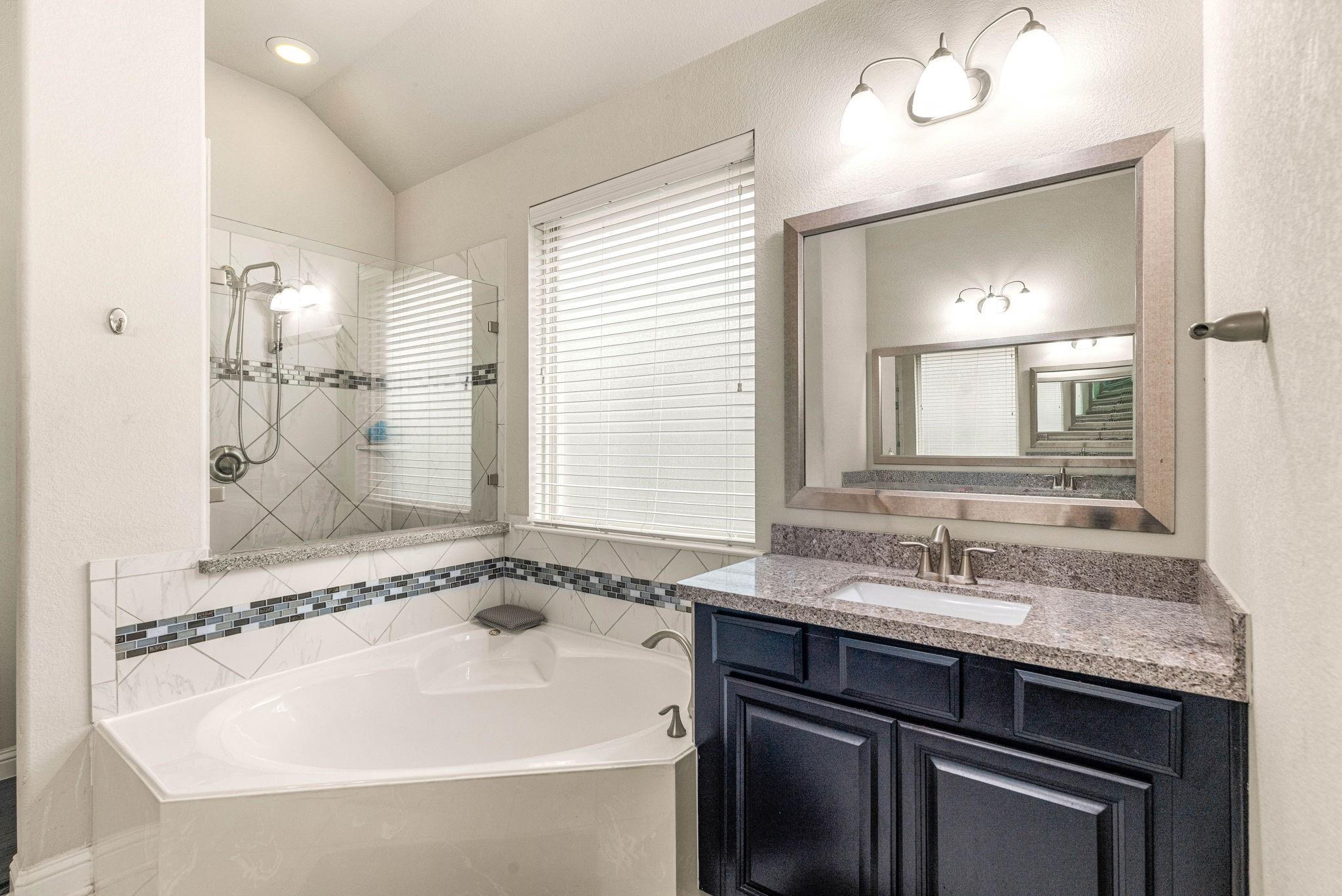 5343 Baroness Lane