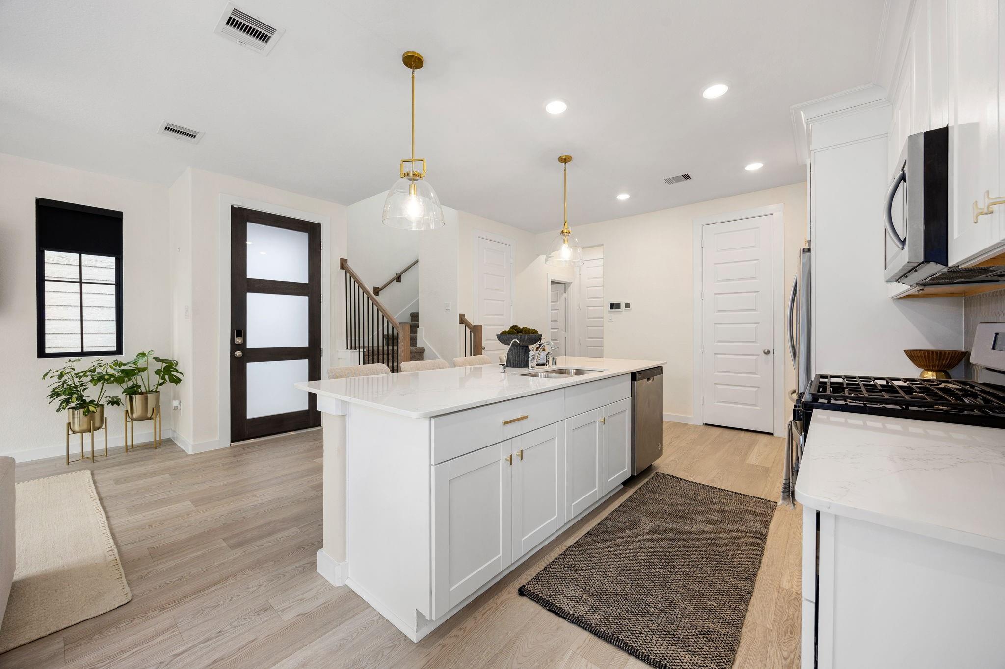9947 Storehouse Drive
