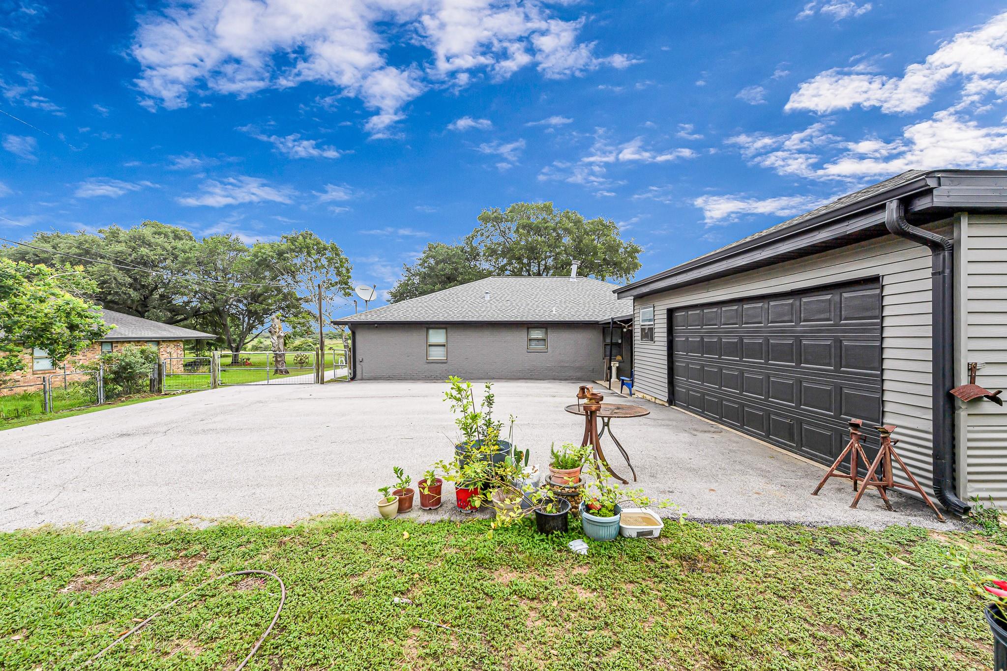 5673 Fm 1094 Road
