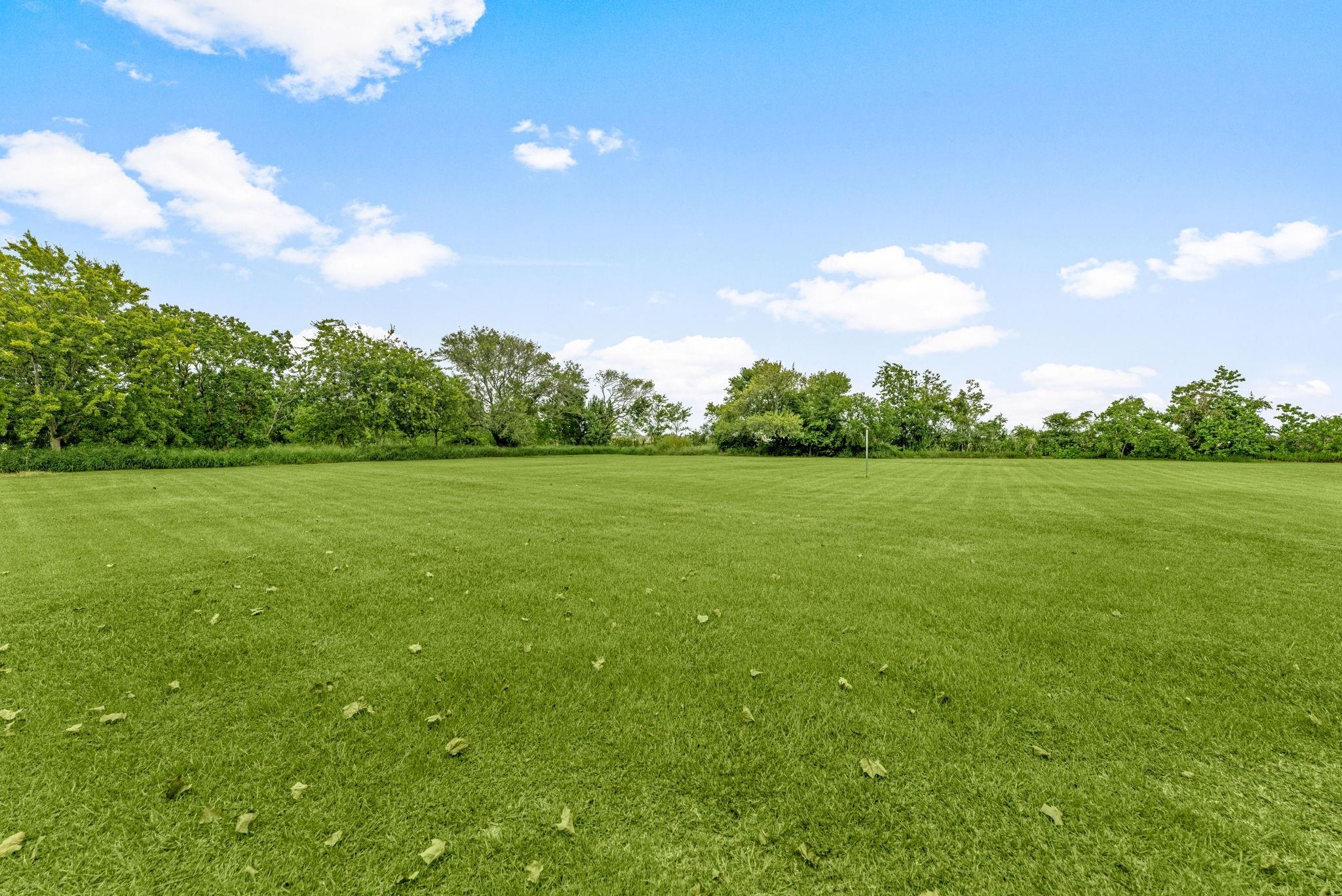 5944 Noel Lane