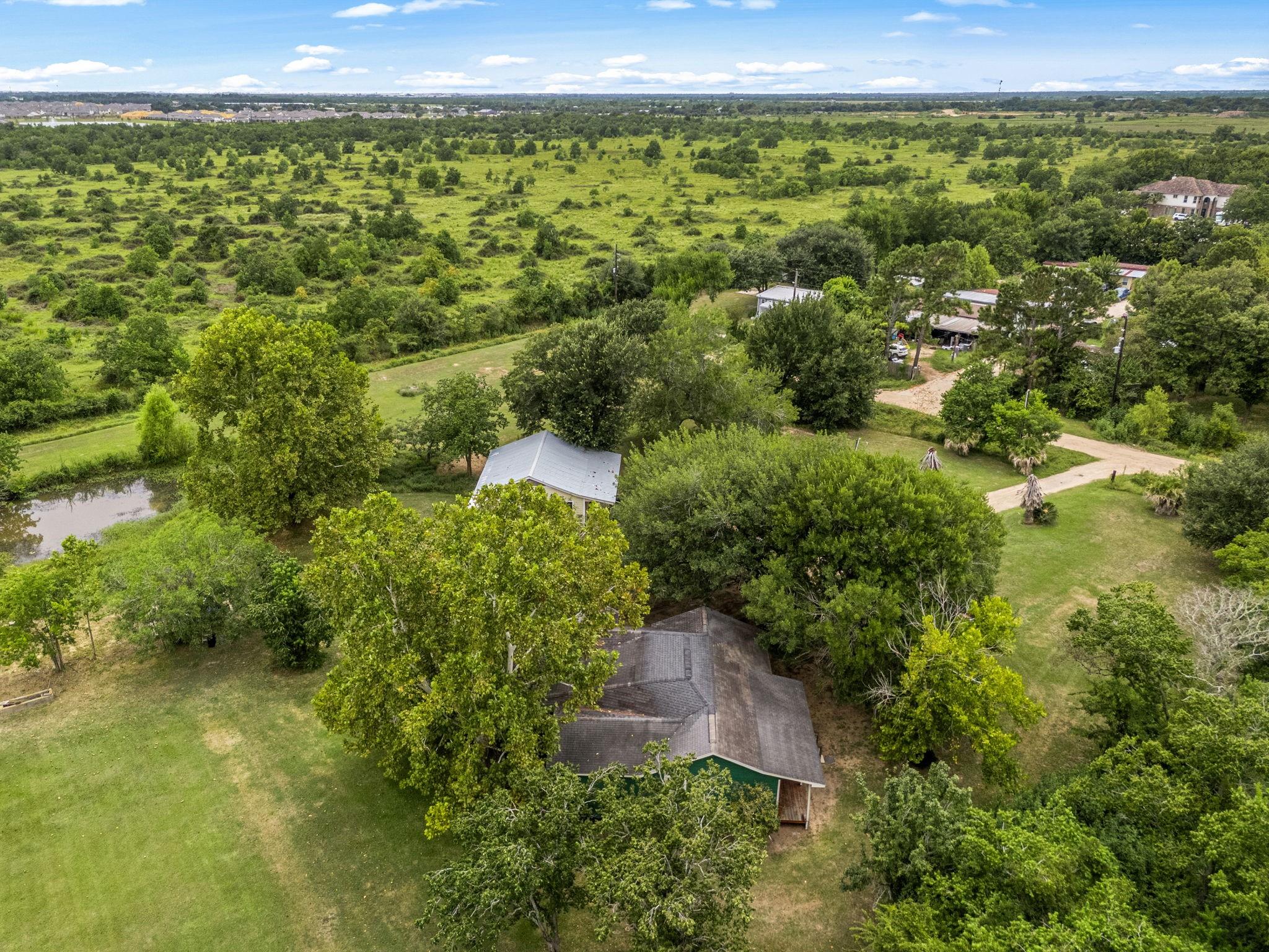 5944 Noel Lane