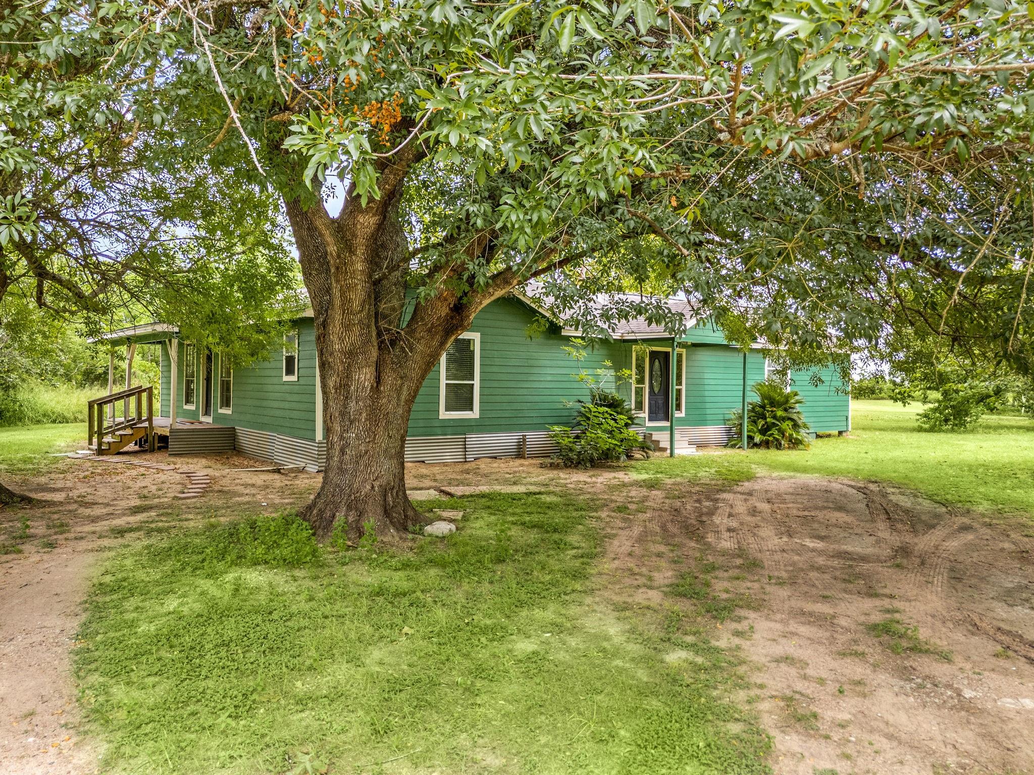 5944 Noel Lane