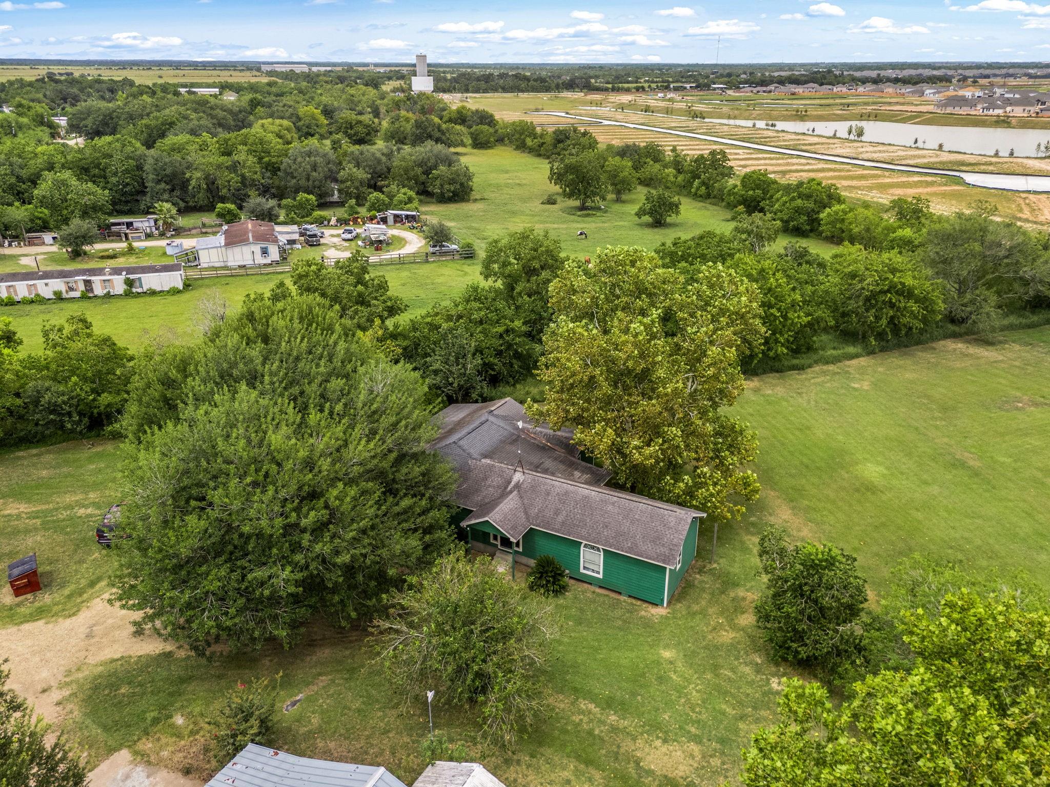 5944 Noel Lane