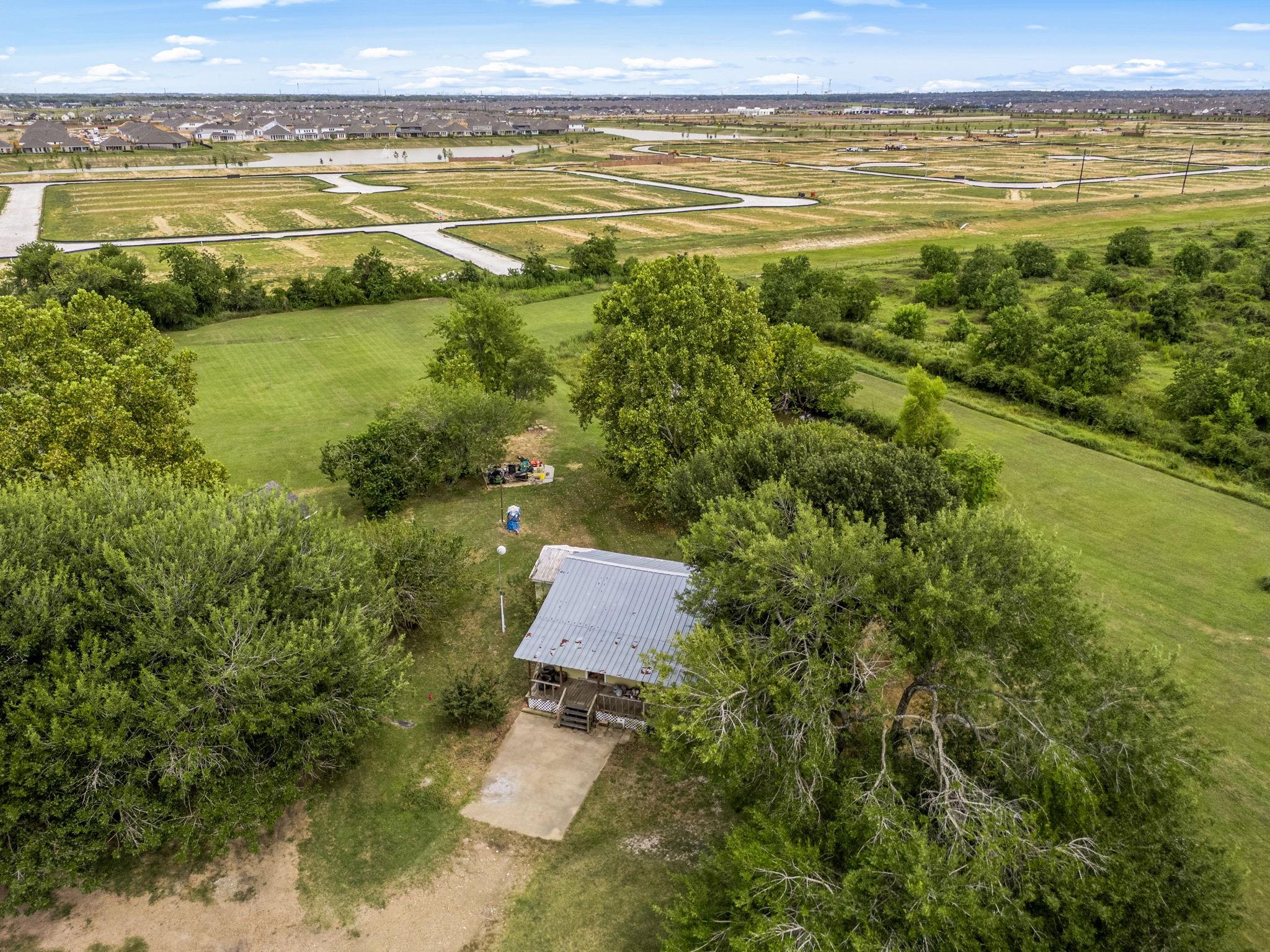 5944 Noel Lane