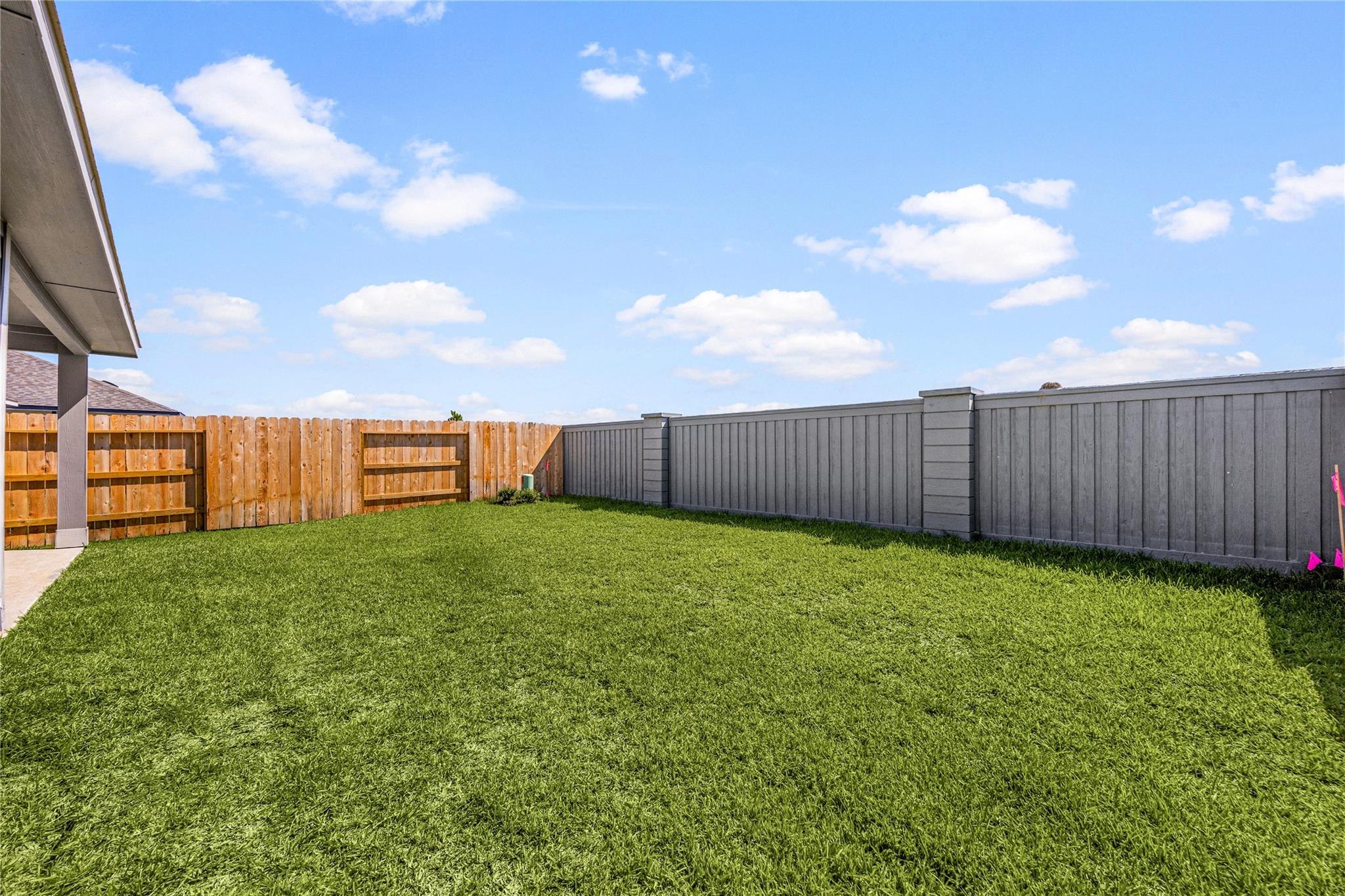 2615 Cactus Ranch Lane, Crosby