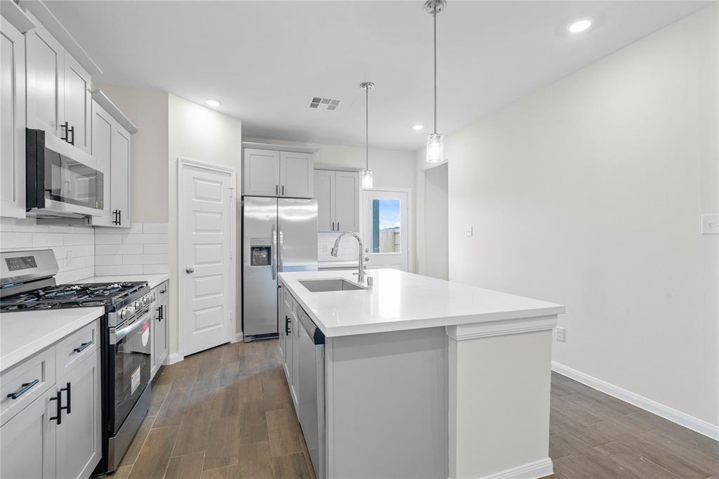 21531 Cypress Trellis Drive