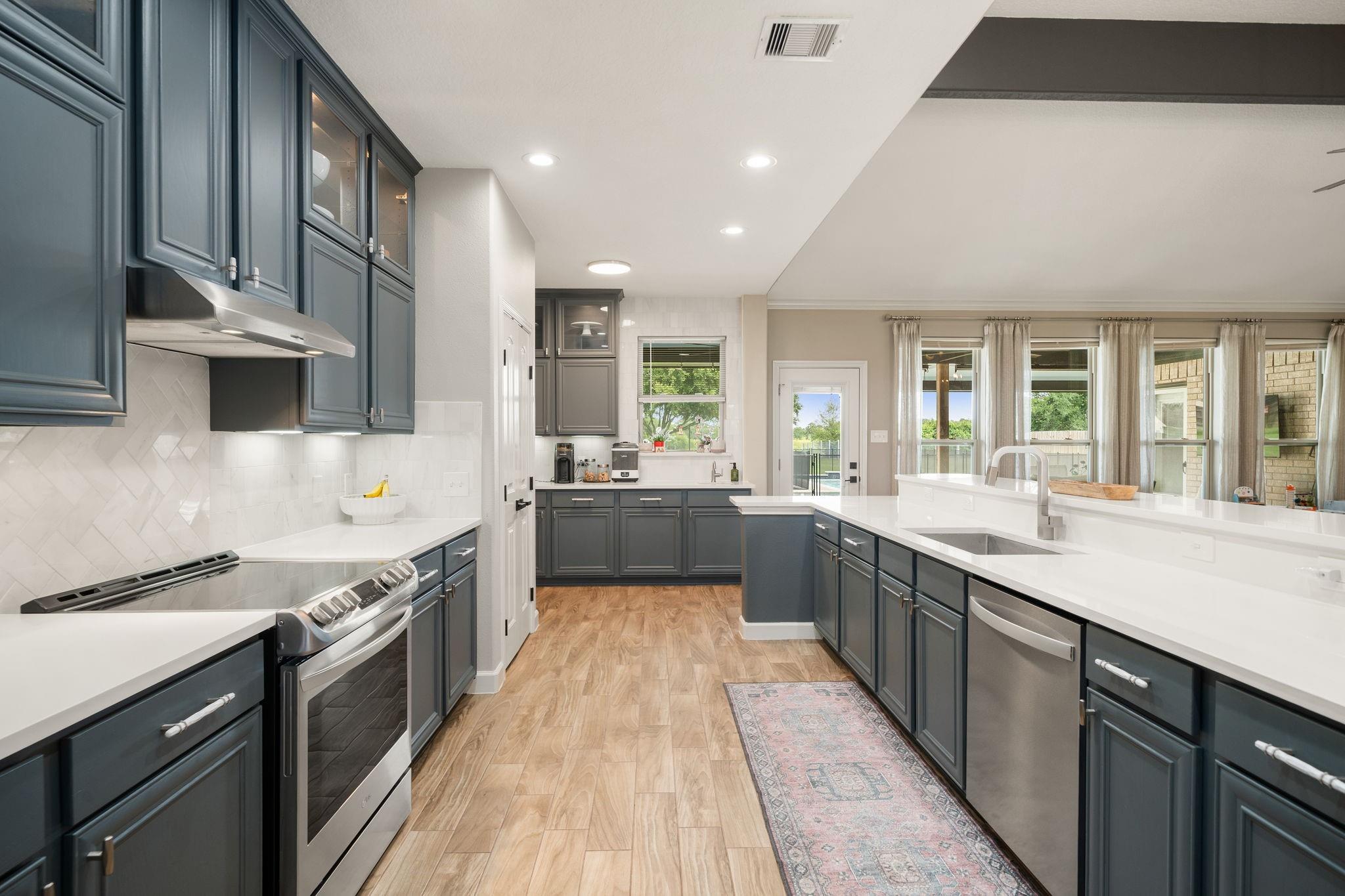 35129 Pontiac Drive