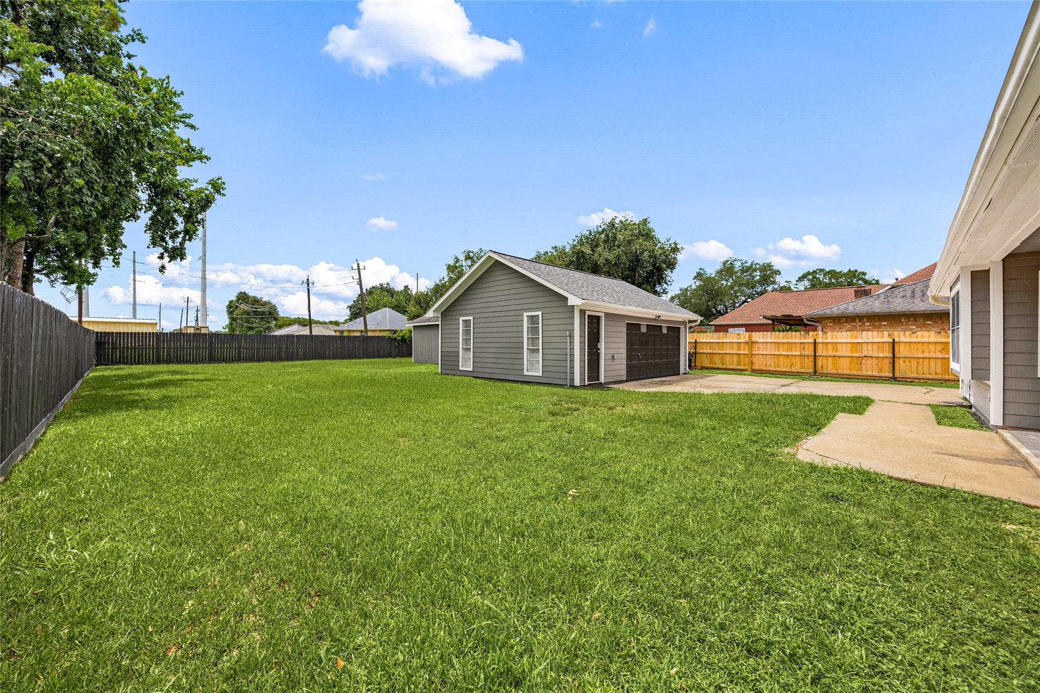 1509 Chestnut Lane