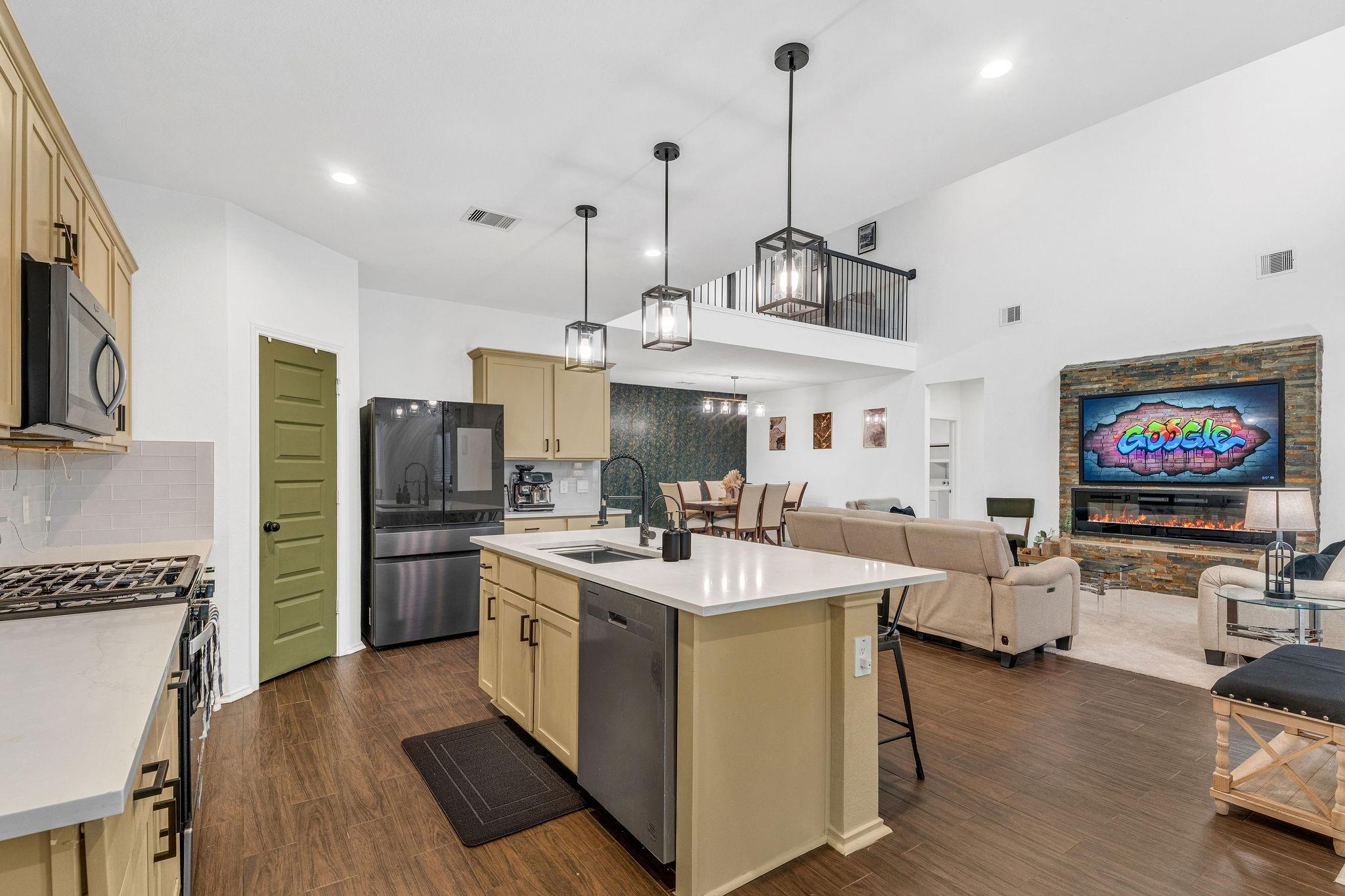 7306 Faded Violet Drive