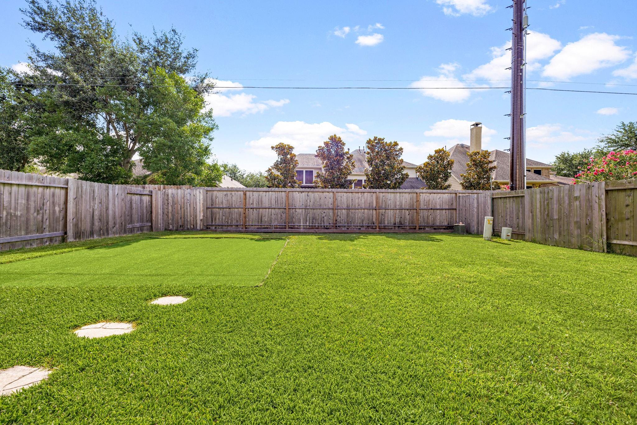 6403 Applewood Forest Drive