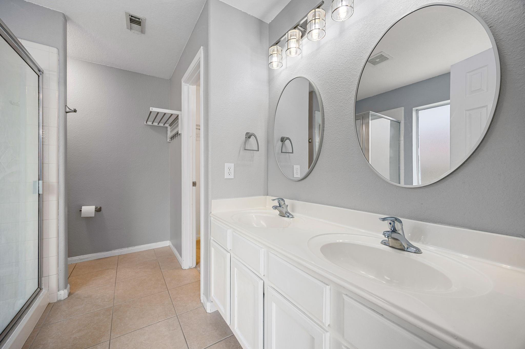 6403 Applewood Forest Drive