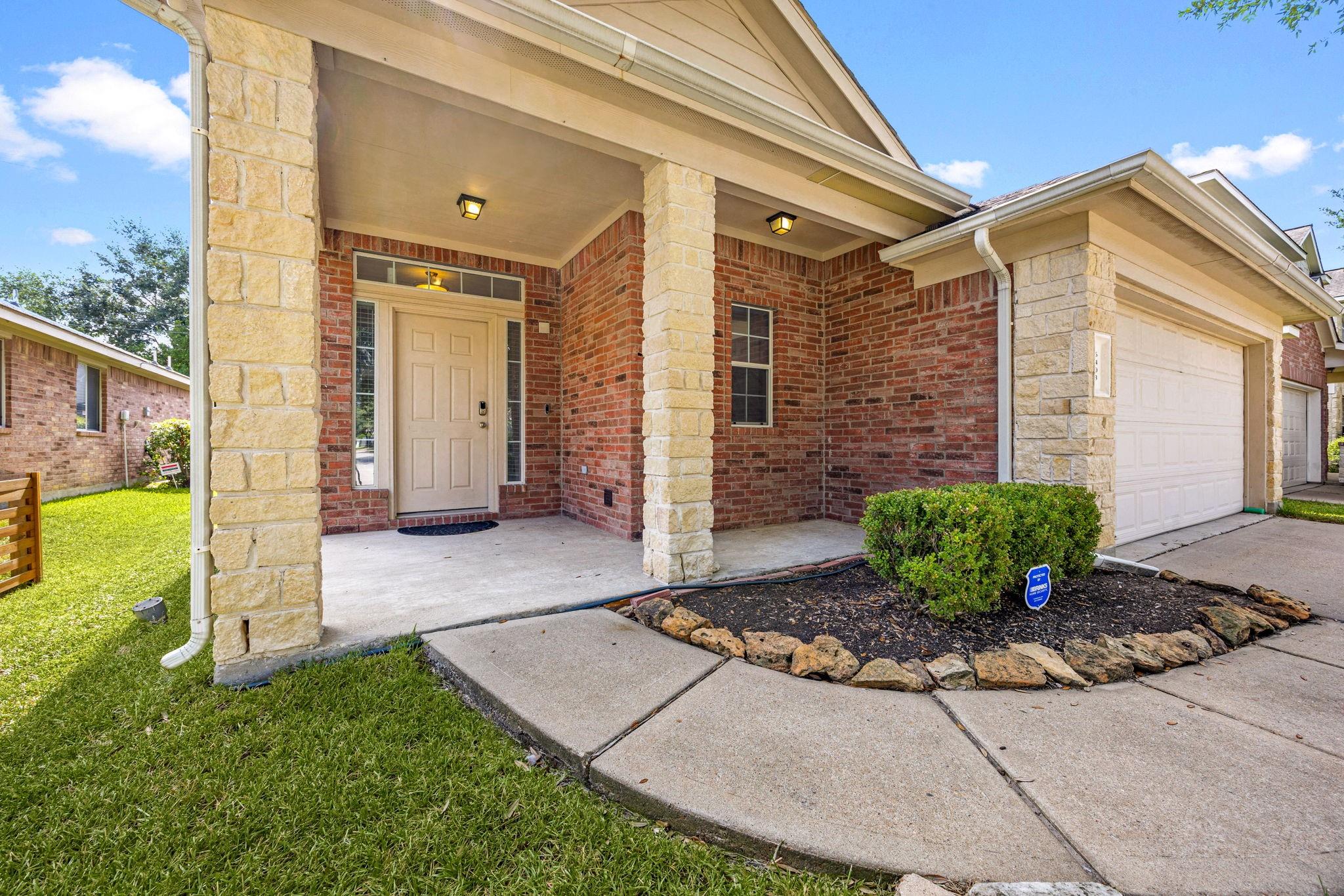 6403 Applewood Forest Drive