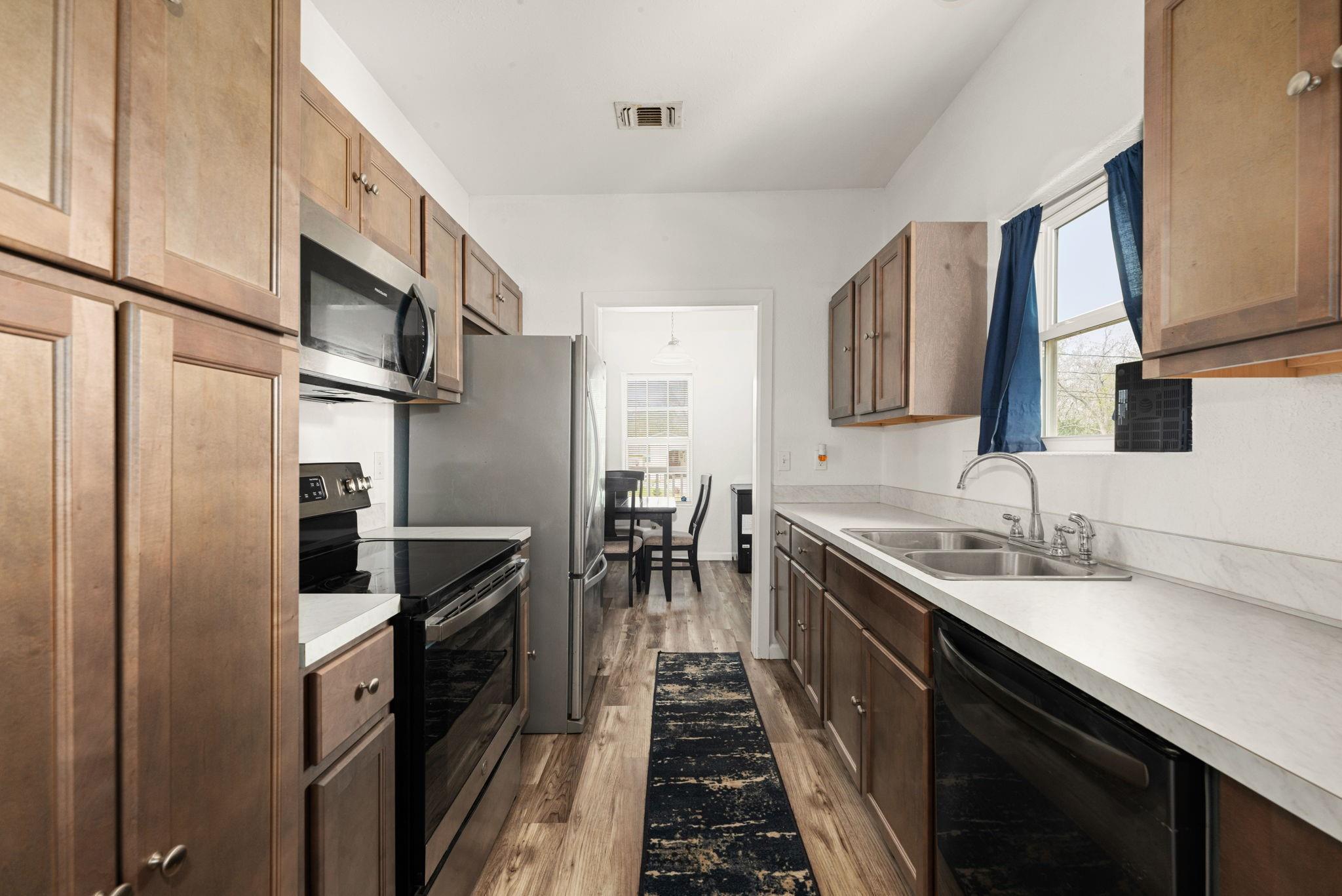 805 E Mulberry Avenue