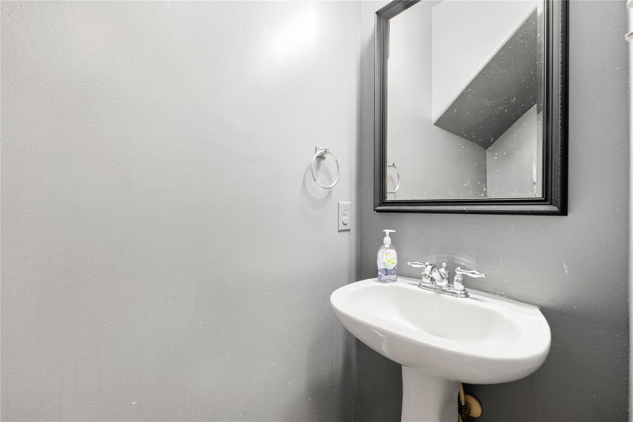 10202 Hillenberg Lane